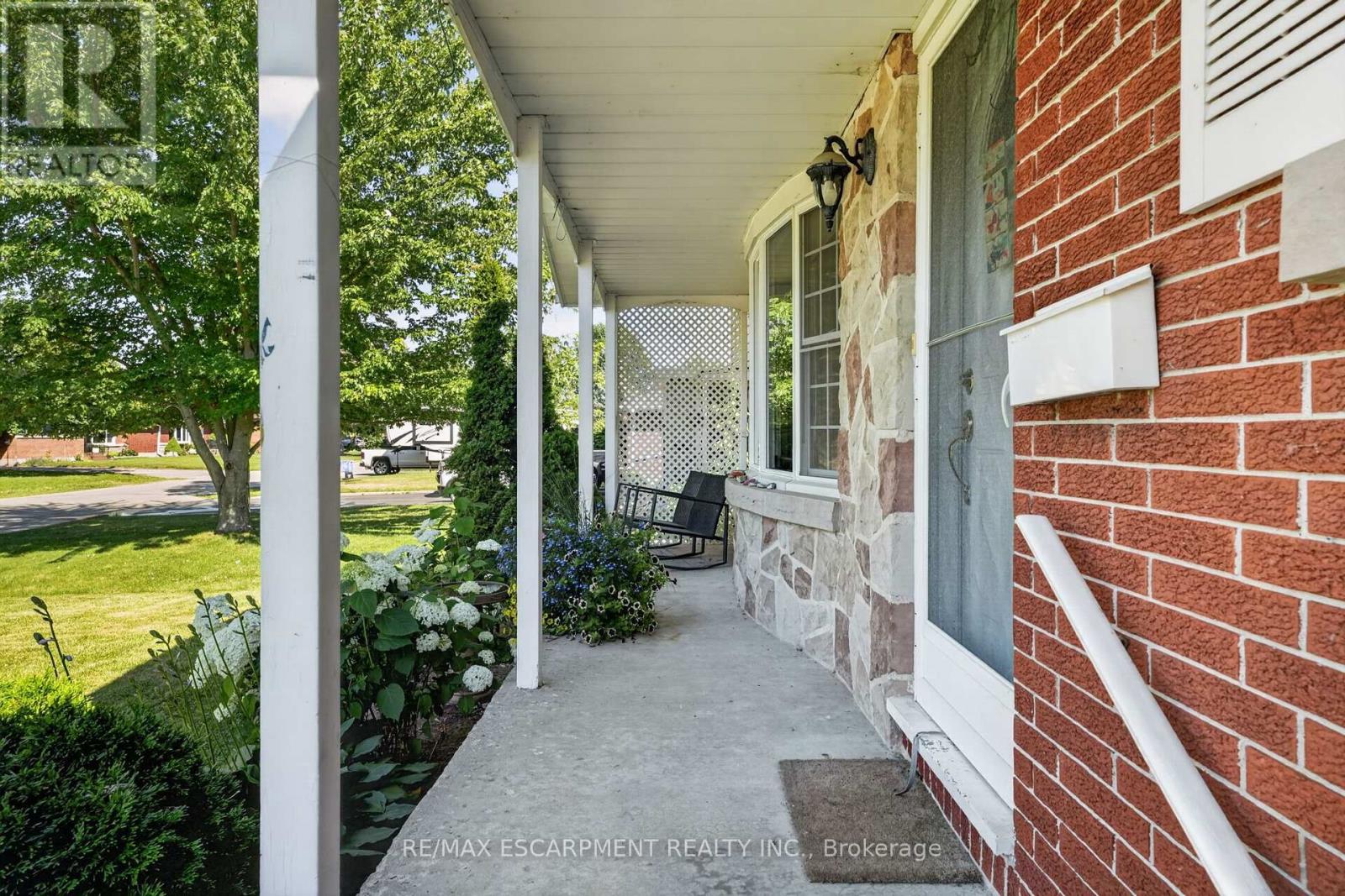 126 VICTORIA AVENUE - 4