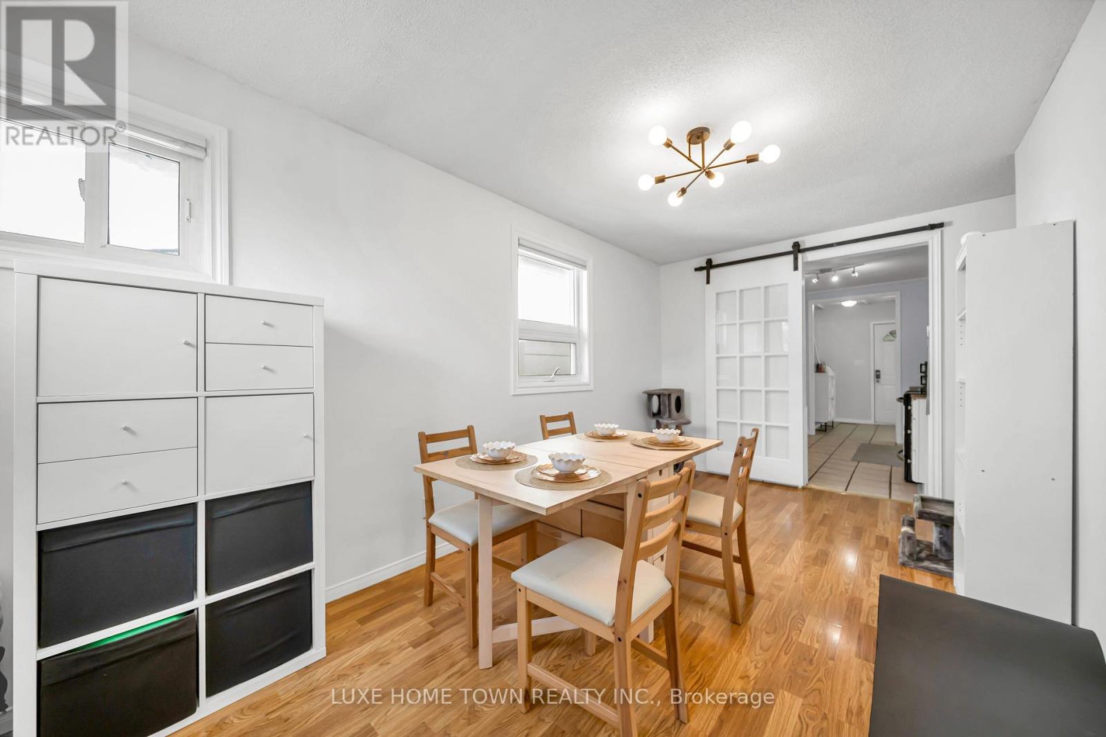97 HOPE AVENUE - 23