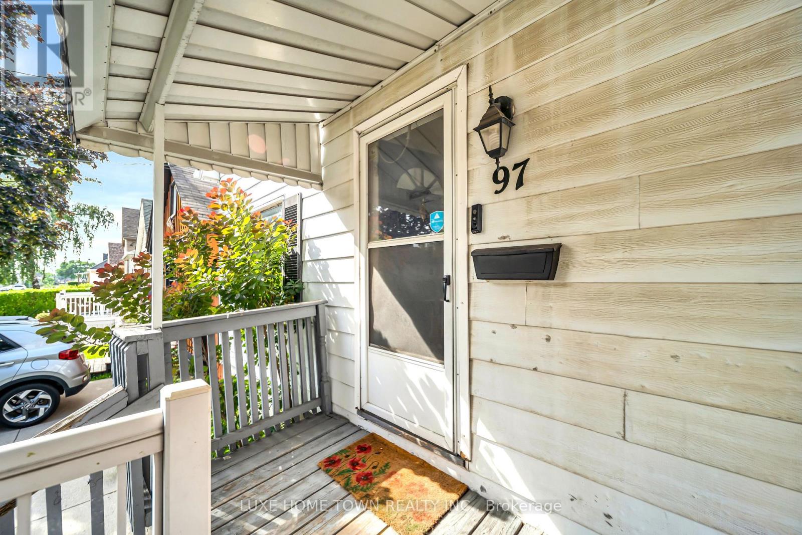97 HOPE AVENUE - 6