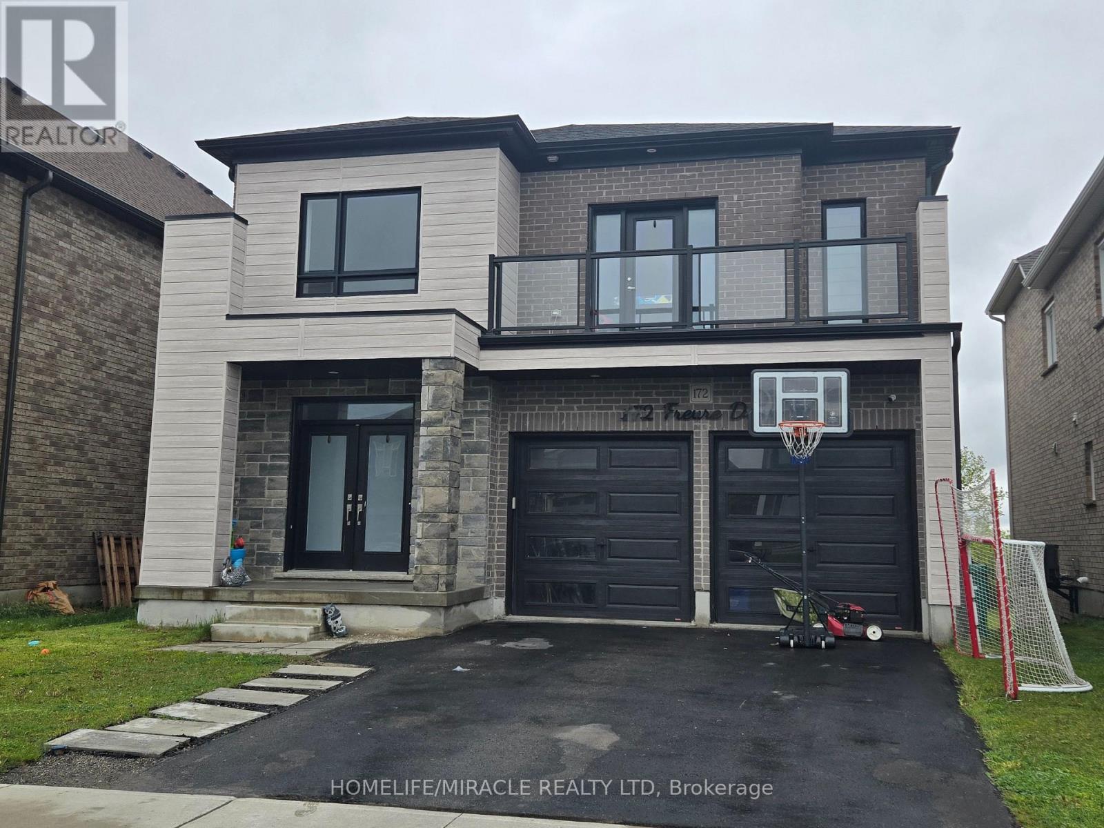 172 FREURE DRIVE - 1