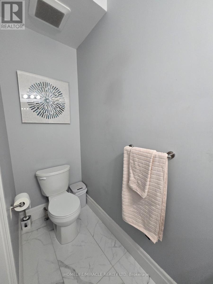 172 FREURE DRIVE - 20