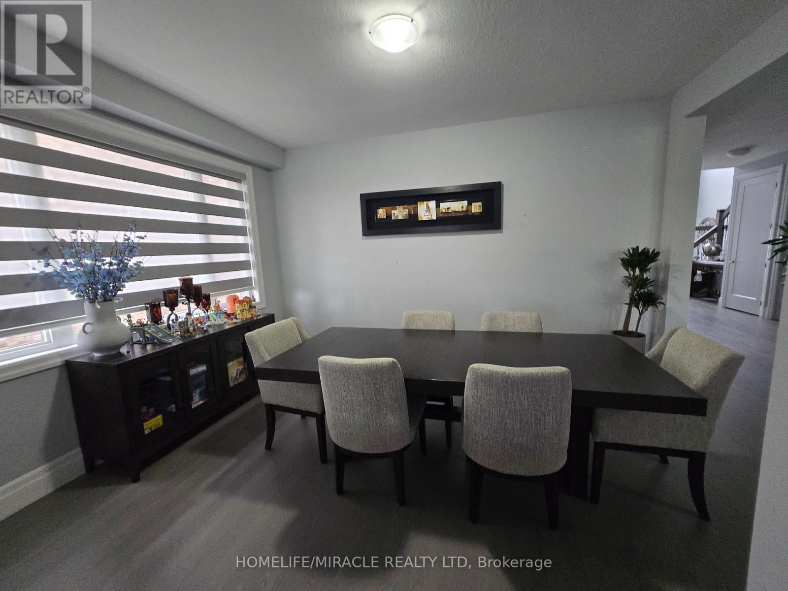 172 FREURE DRIVE - 9