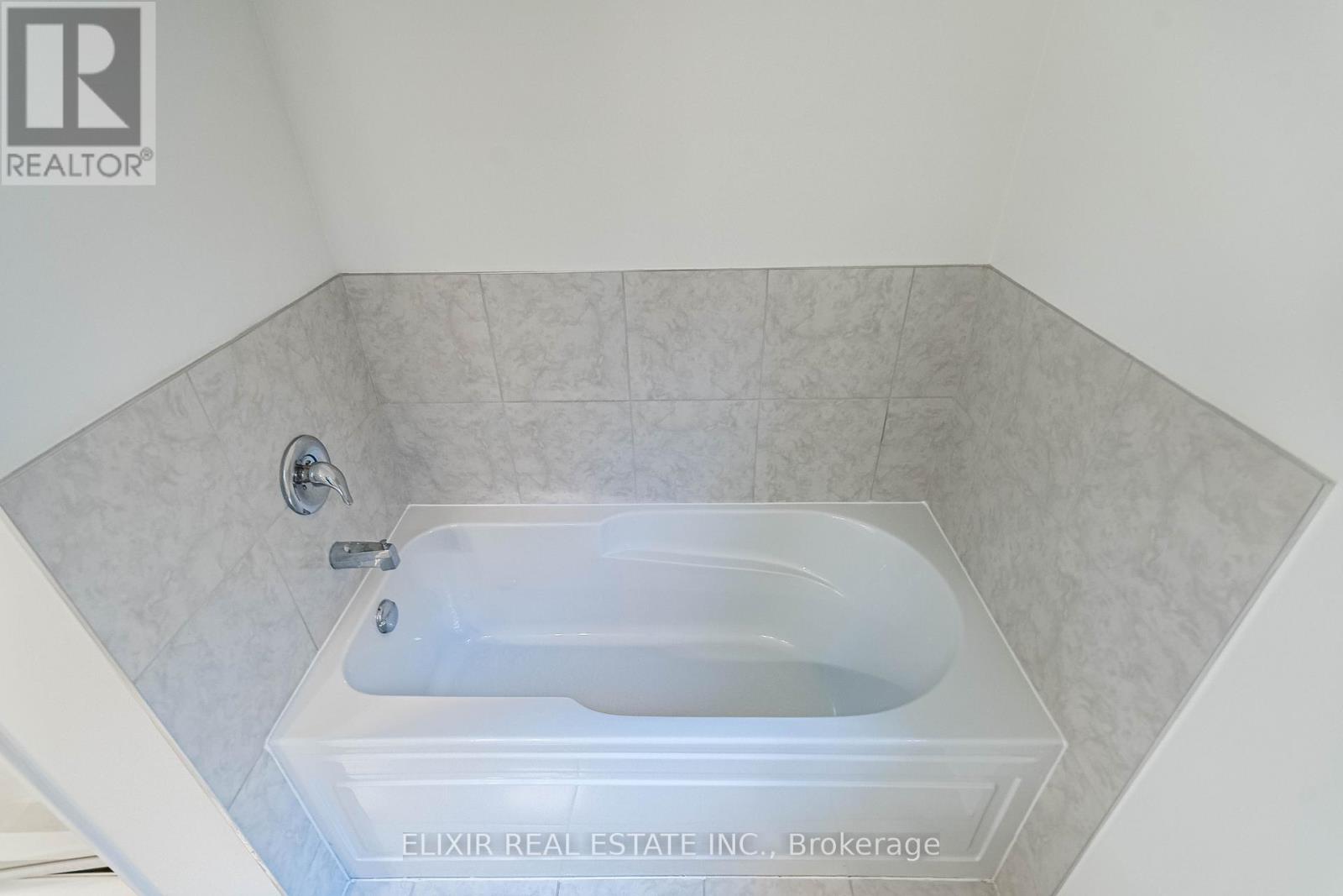 11 BREWIS STREET - 21