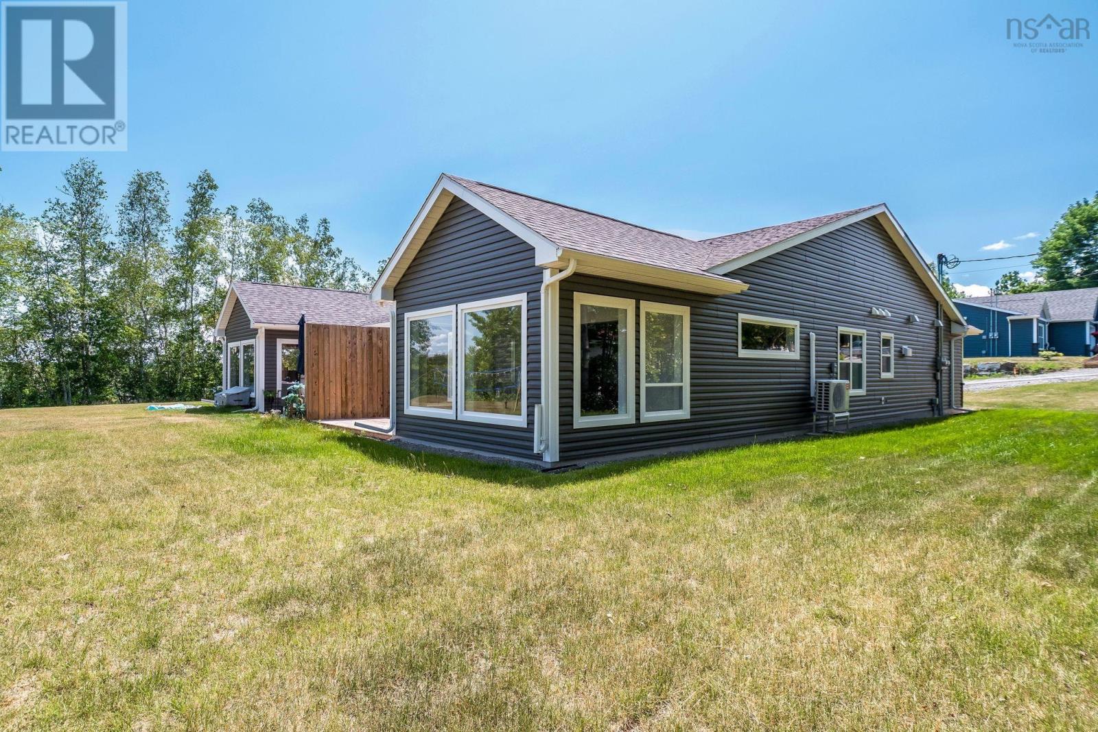 36 Pemberton Avenue Avenue - 2
