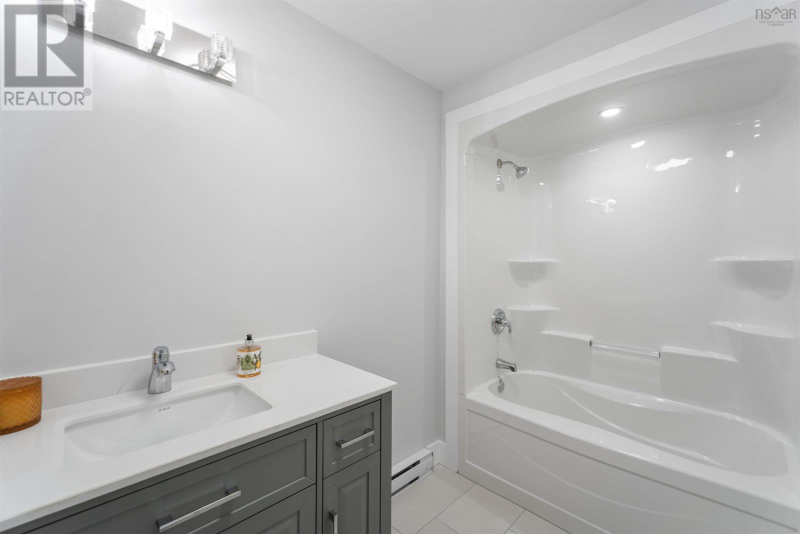 36 Pemberton Avenue Avenue - 27