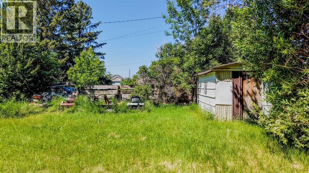 218 3A Street — photo 13
