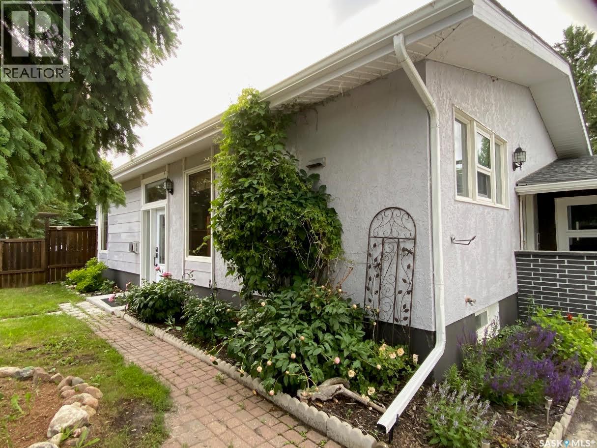 59 Deerwood CRESCENT - 2