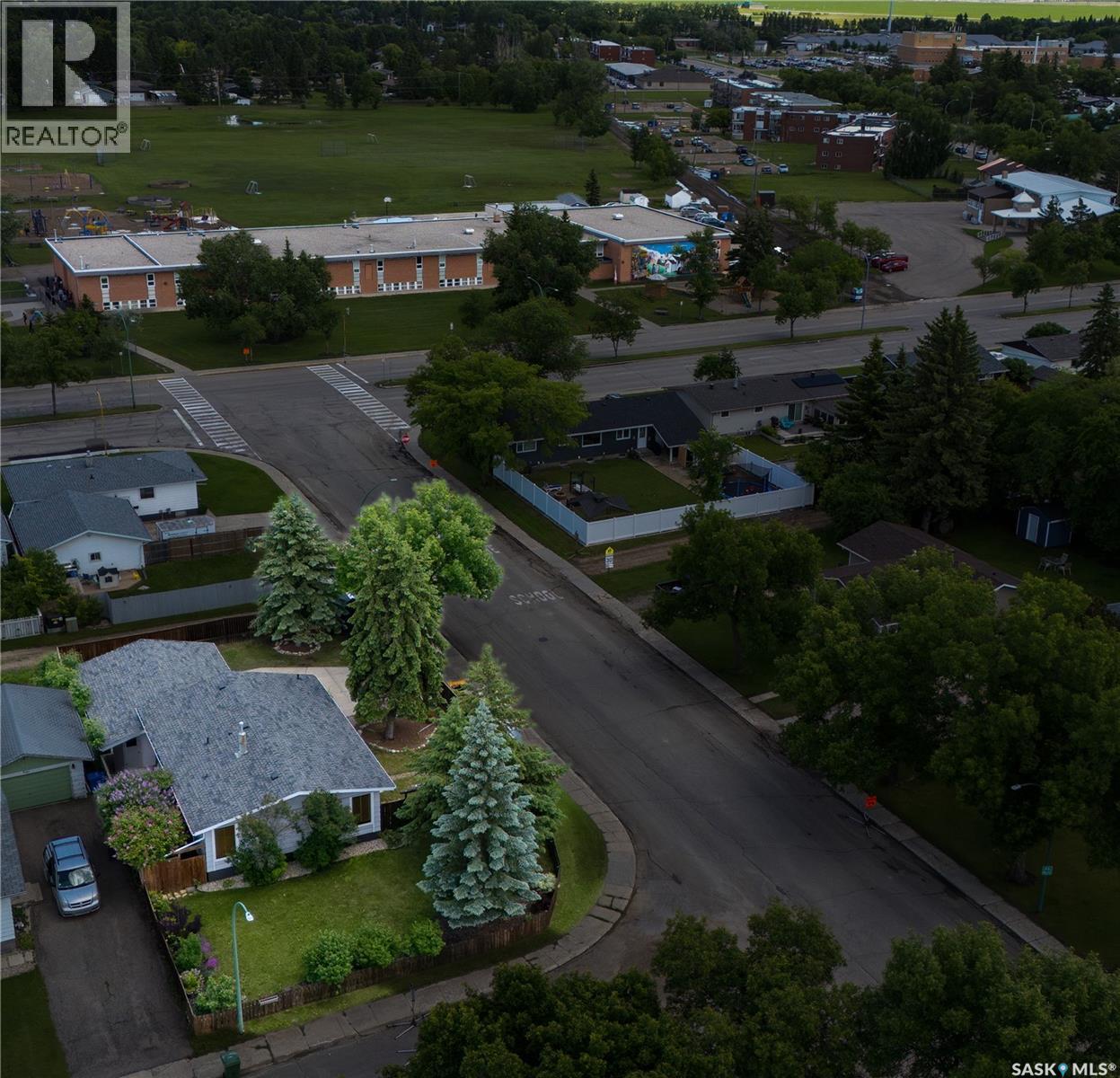 59 Deerwood CRESCENT - 43