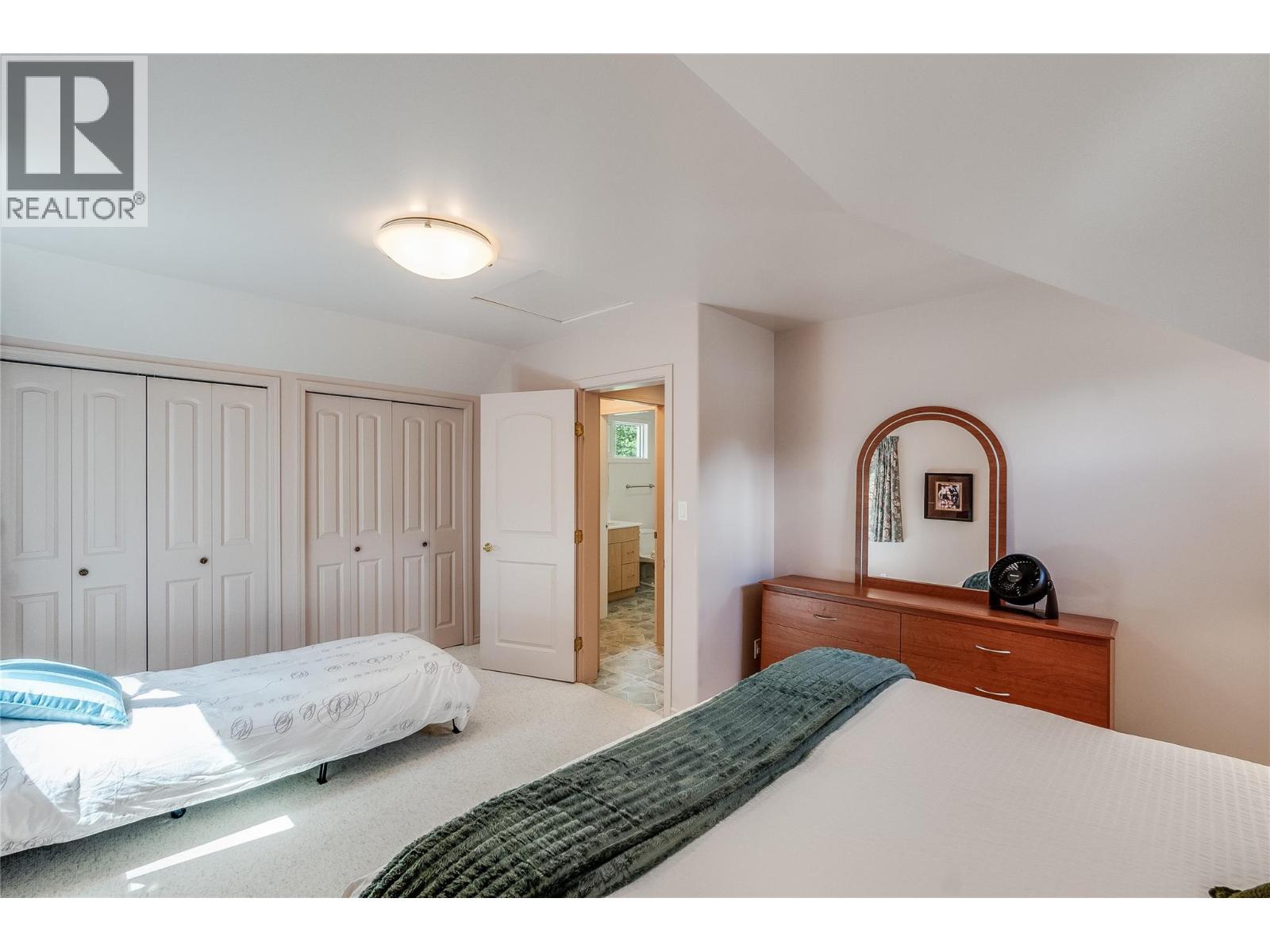 464 Rainbow Drive - 48
