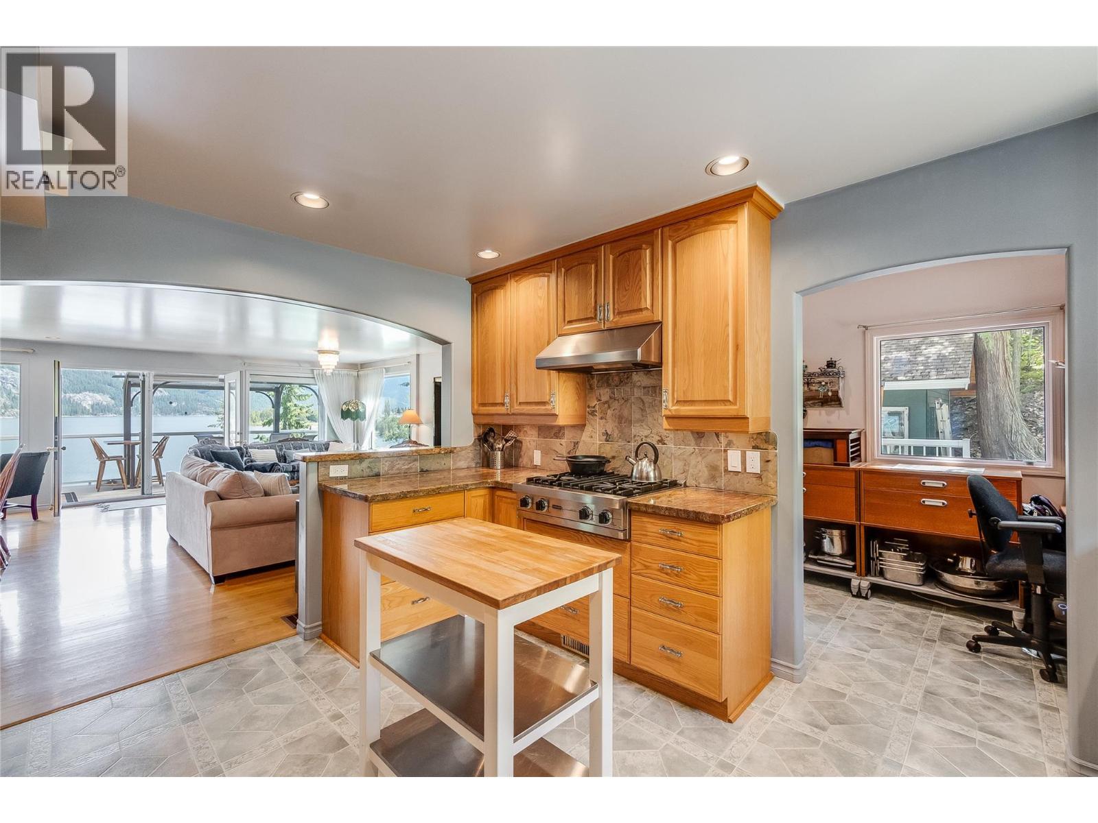 464 Rainbow Drive - 15