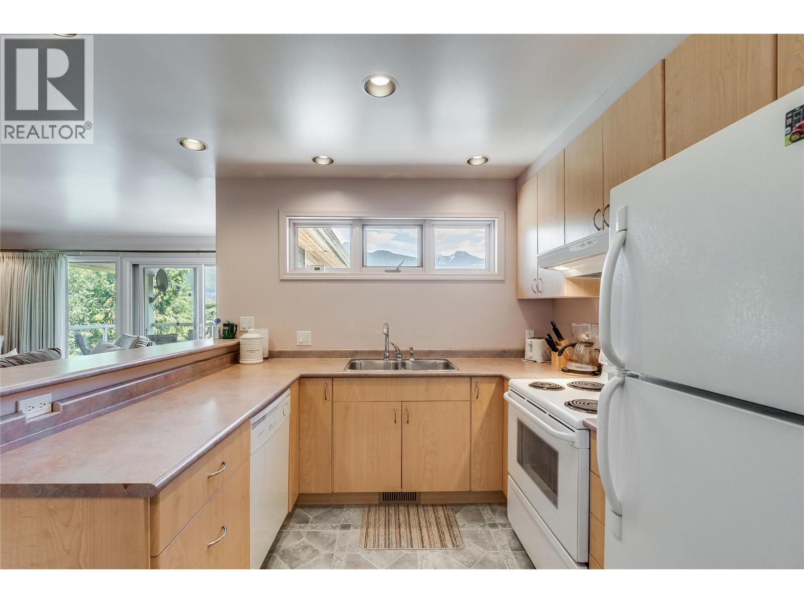 464 Rainbow Drive - 42