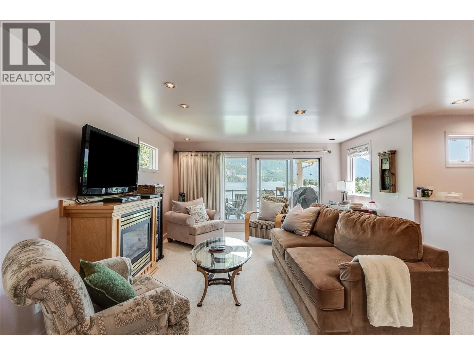 464 Rainbow Drive - 38