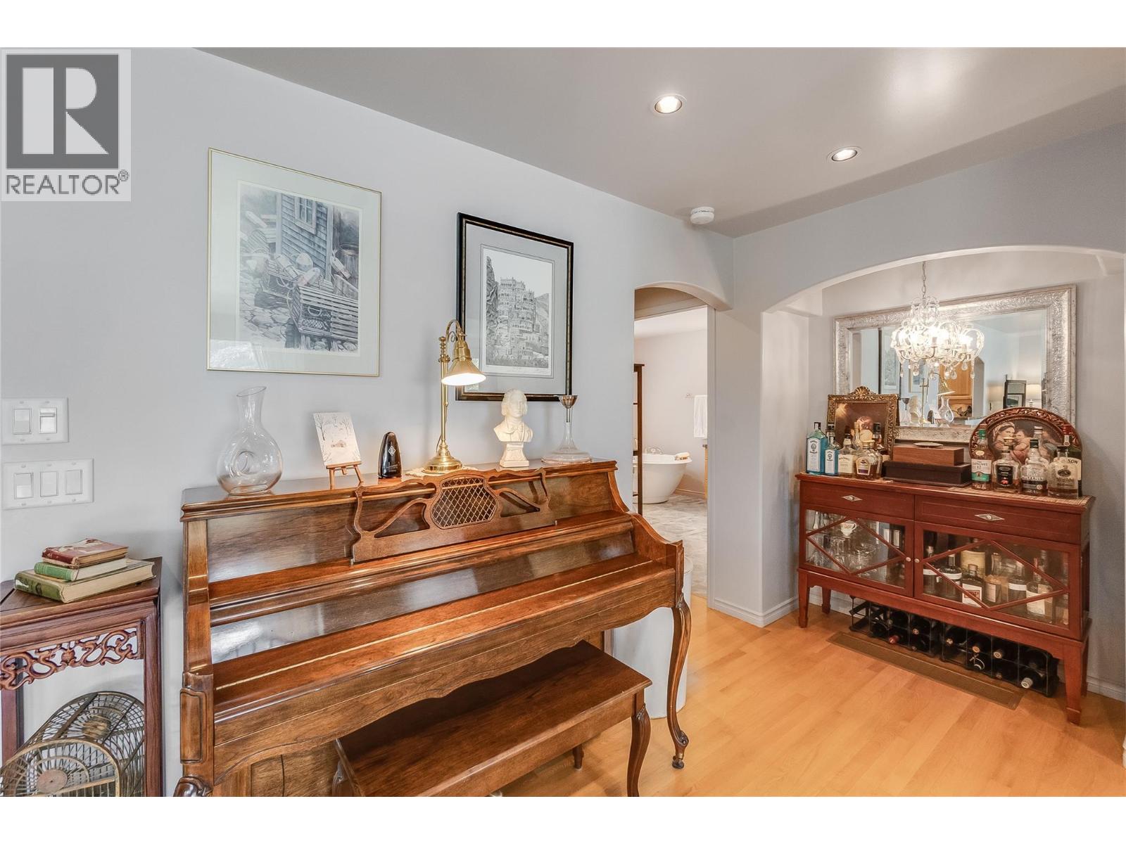464 Rainbow Drive - 26