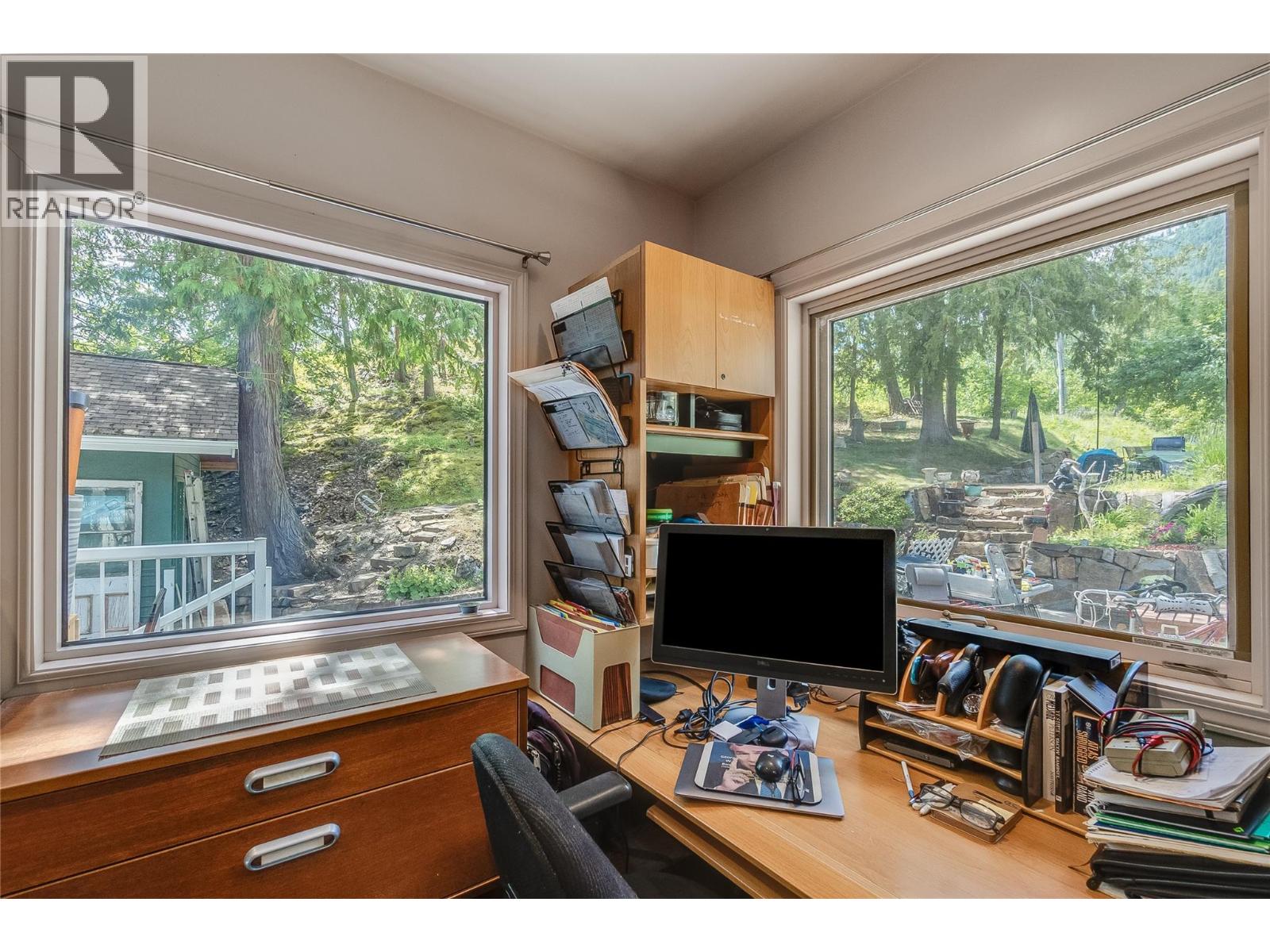 464 Rainbow Drive - 16