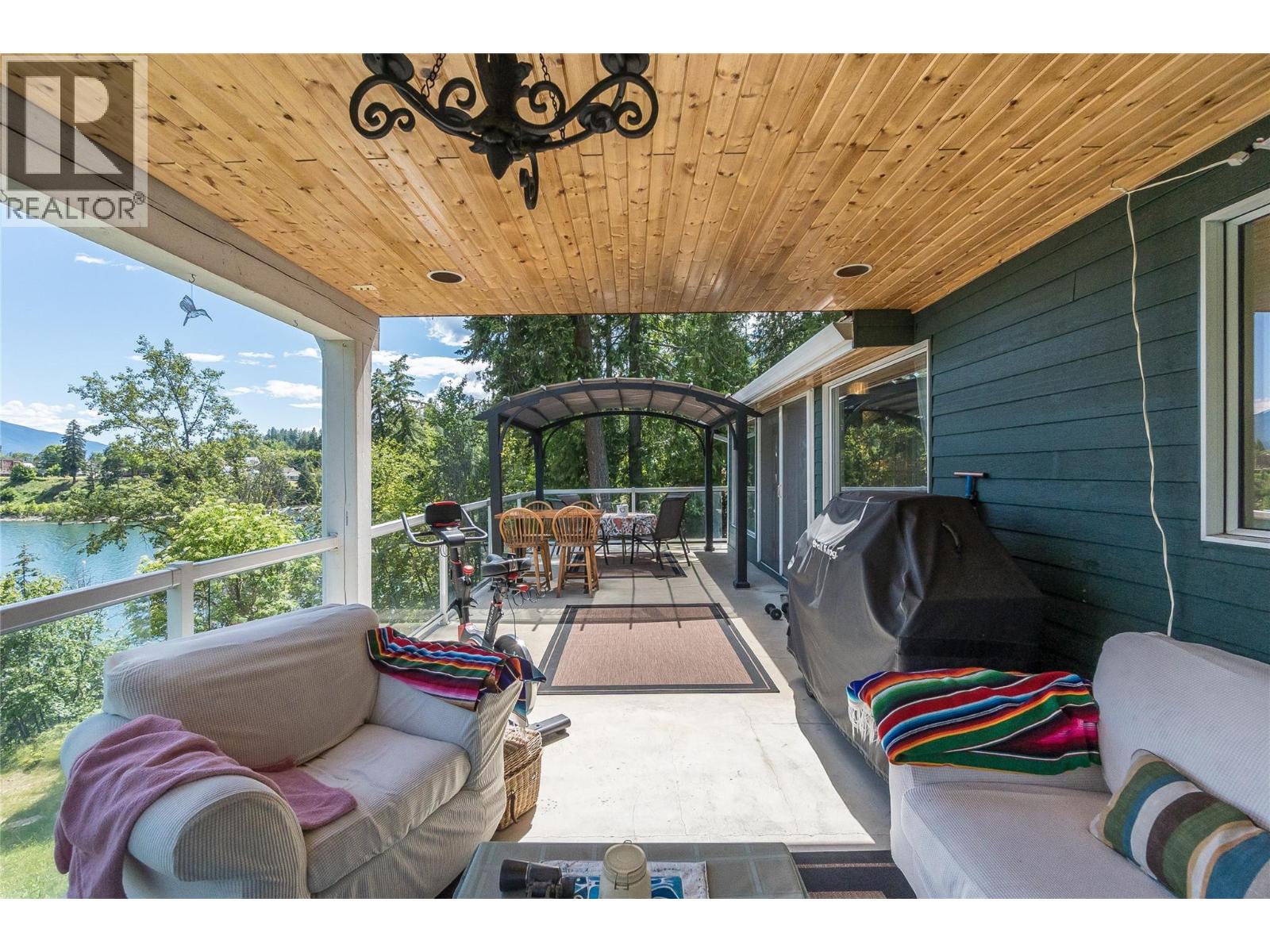 464 Rainbow Drive - 25