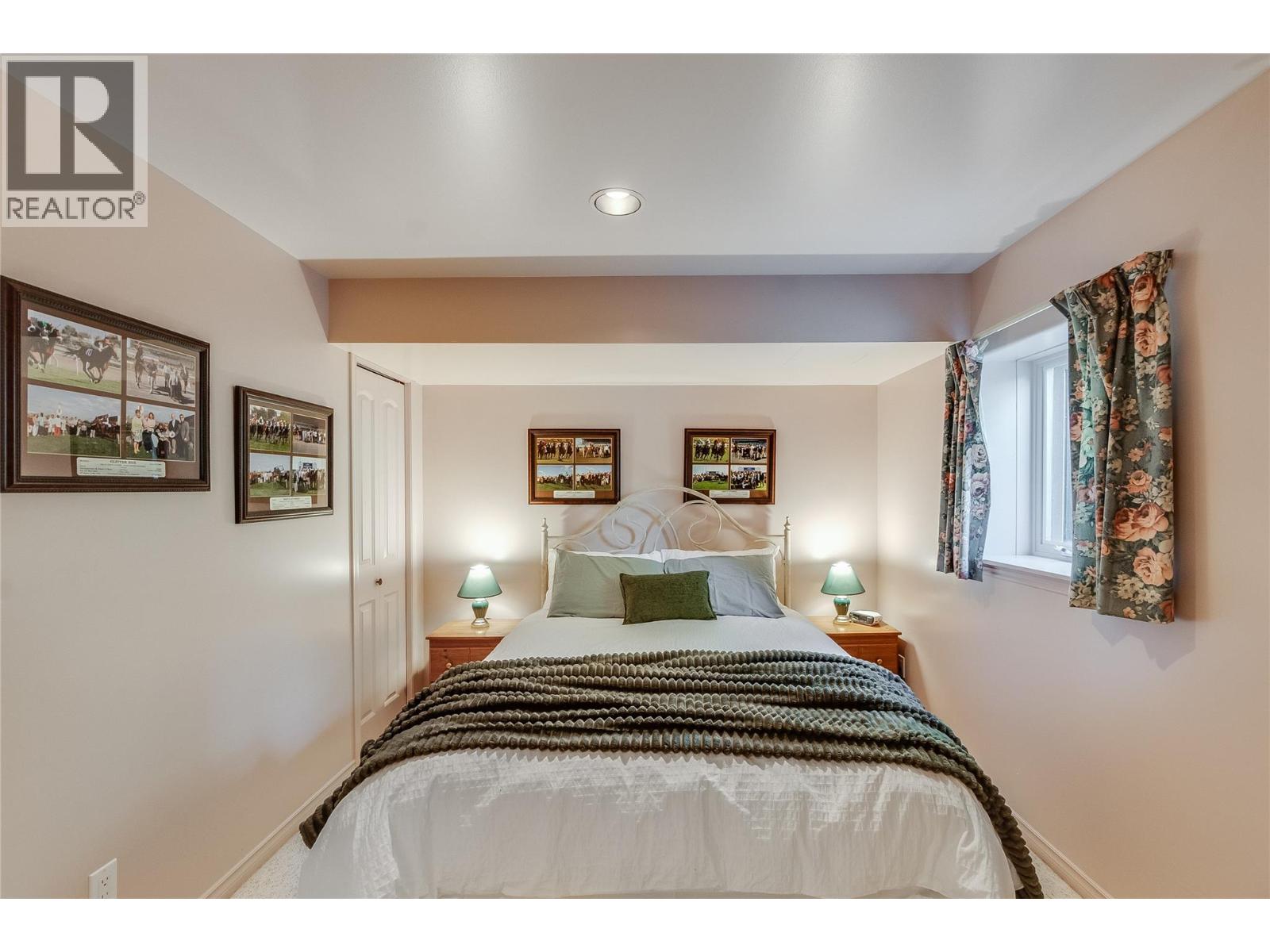 464 Rainbow Drive - 65