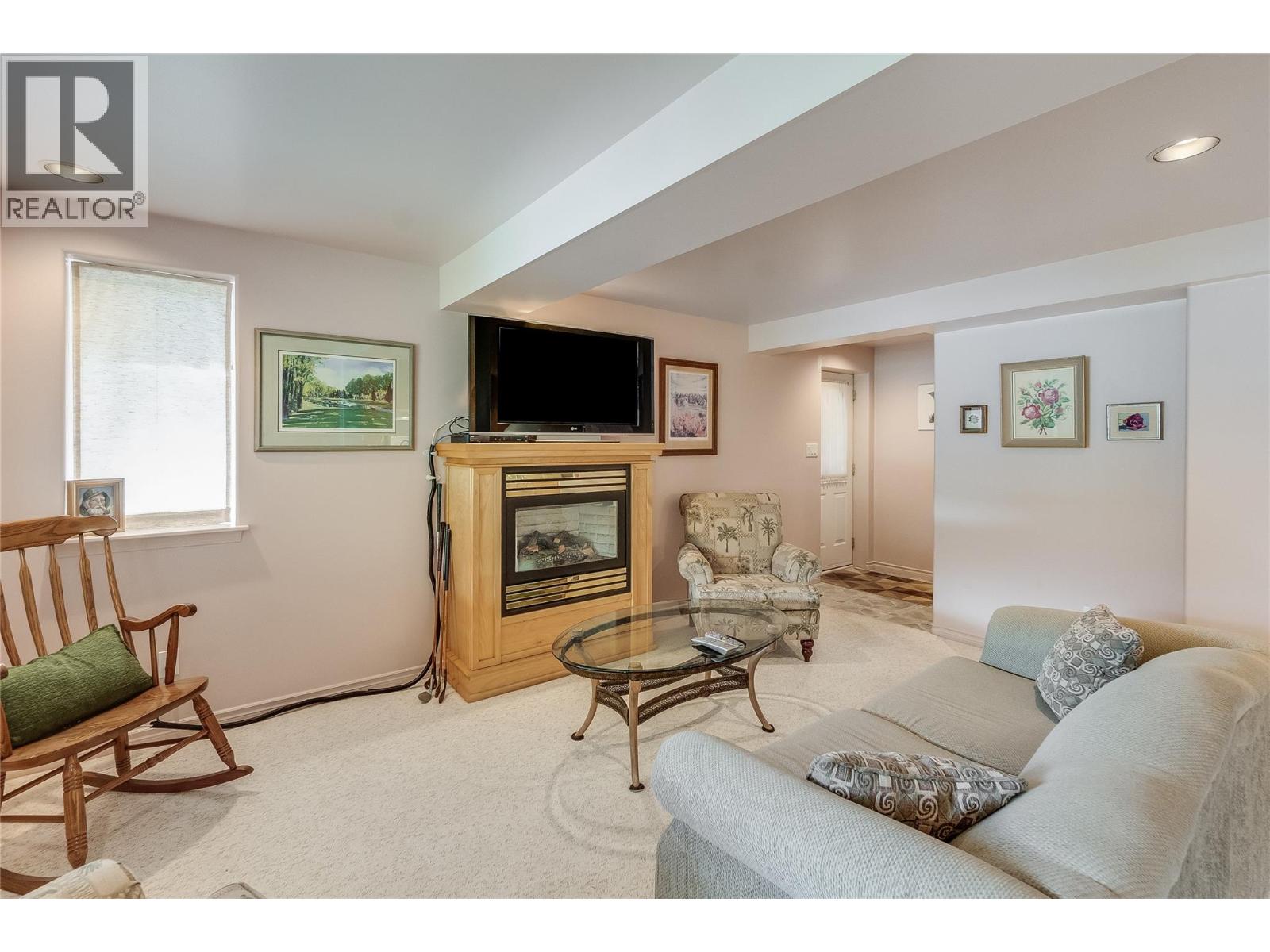 464 Rainbow Drive - 73