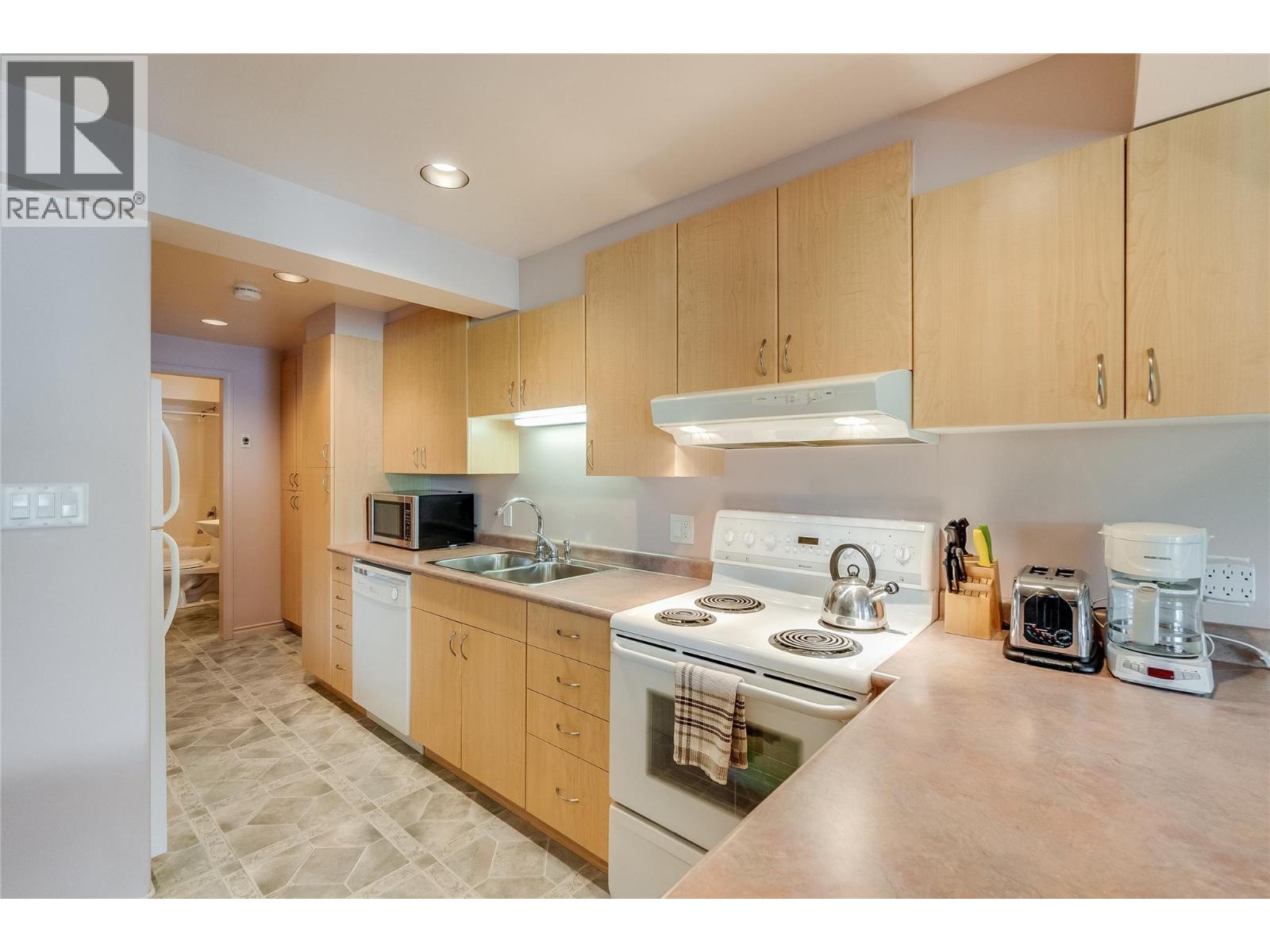 464 Rainbow Drive - 75