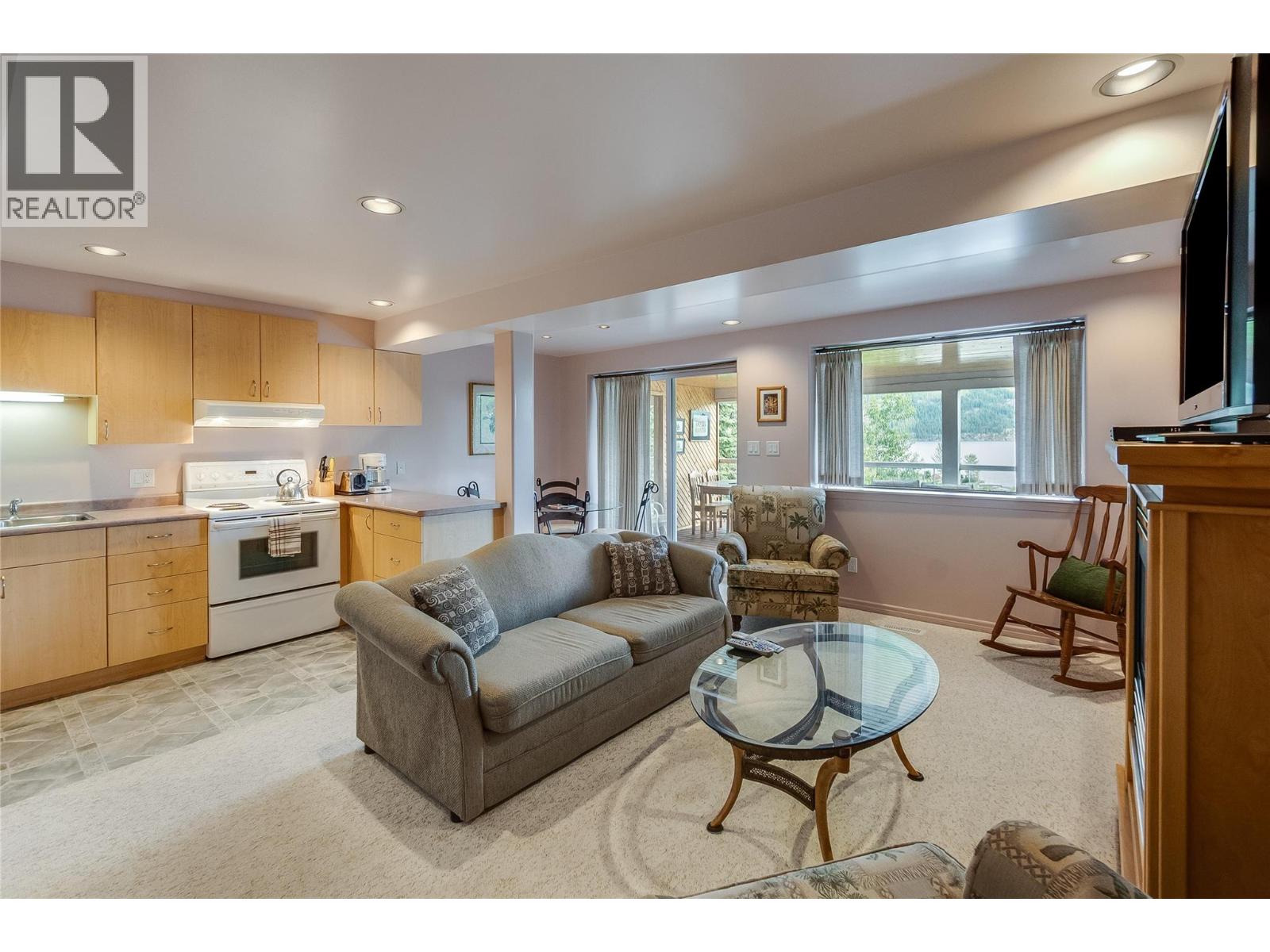 464 Rainbow Drive - 70