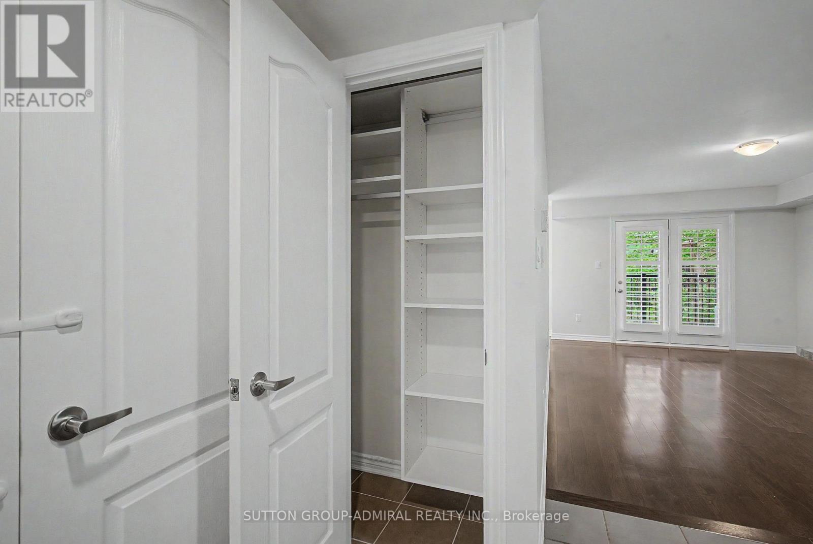 #73 2441 GREENWICH DRIVE - 10