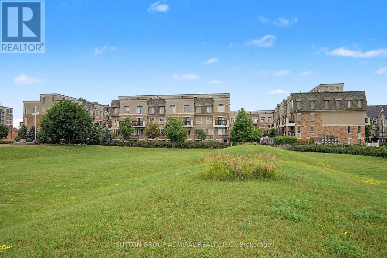 #73 2441 GREENWICH DRIVE - 20