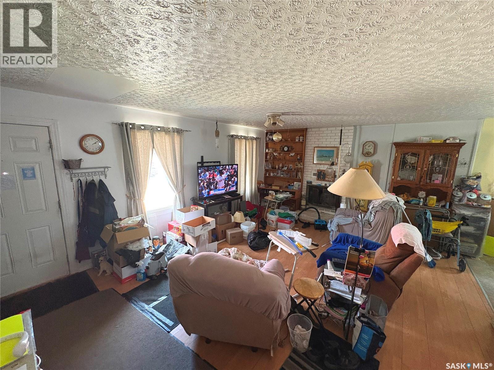 398 Broadway STREET E - photo 2