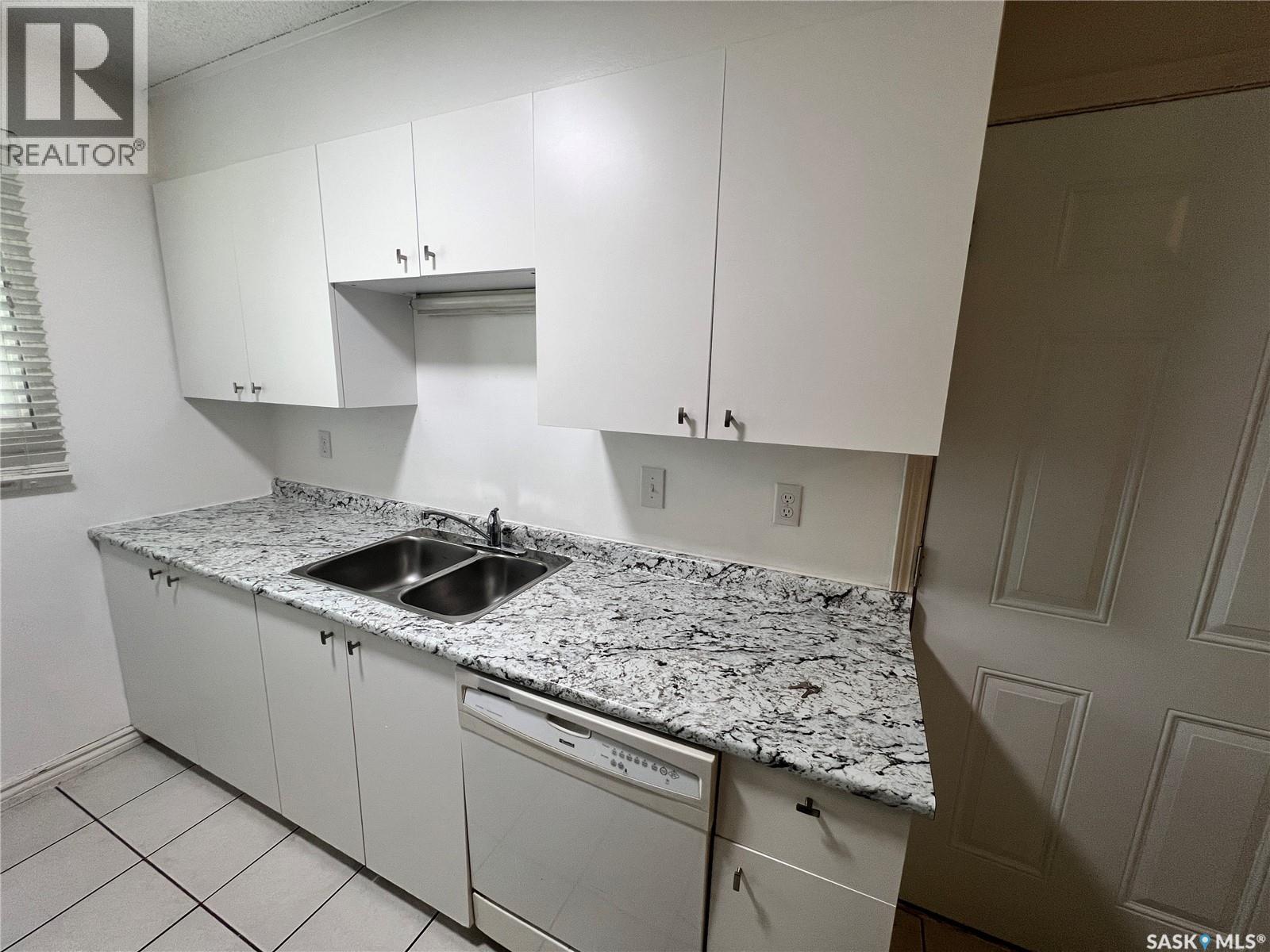 #34 Killarney WAY - 5