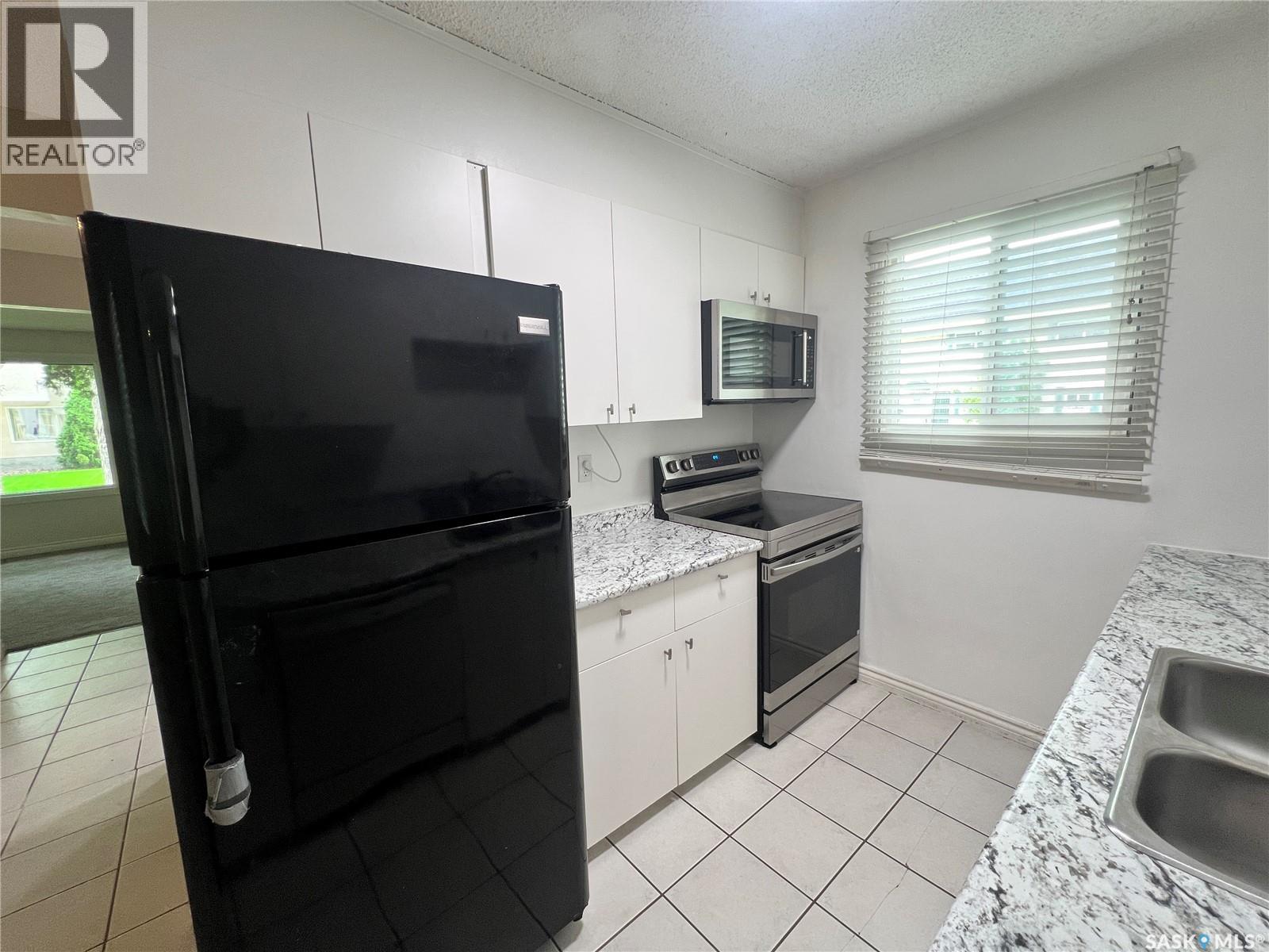 #34 Killarney WAY - 6