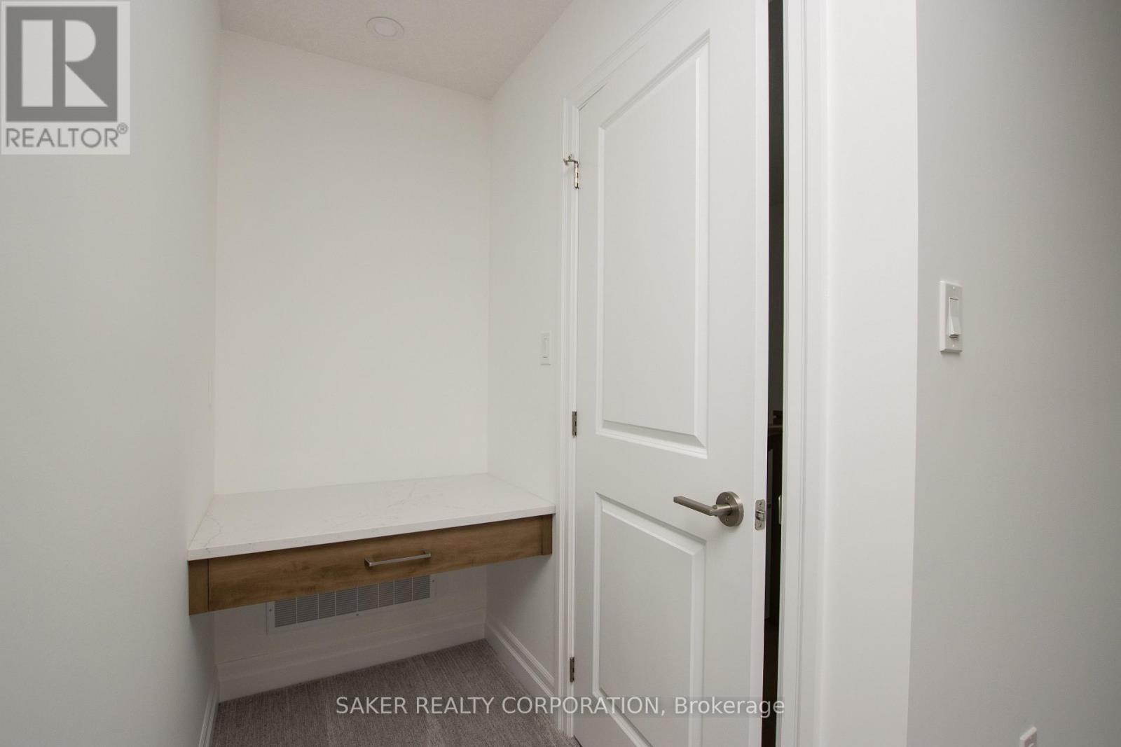 536 REGENT STREET - 34