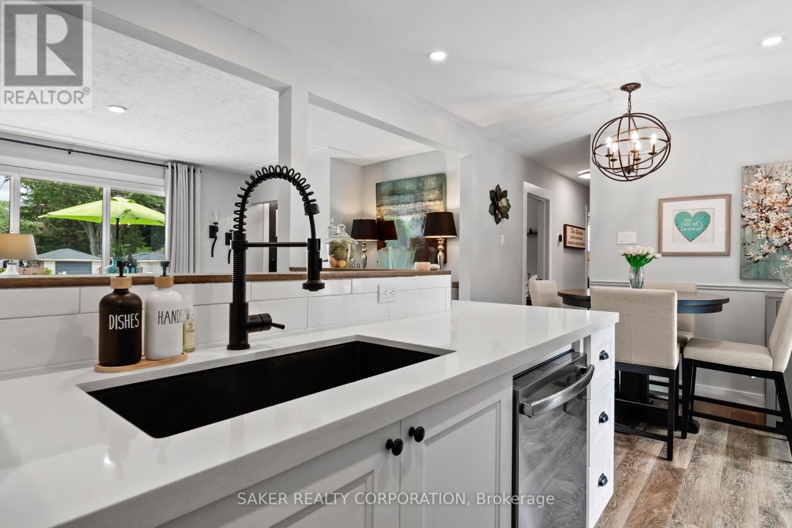 1418 HELENA MONTAGUE AVENUE - 25