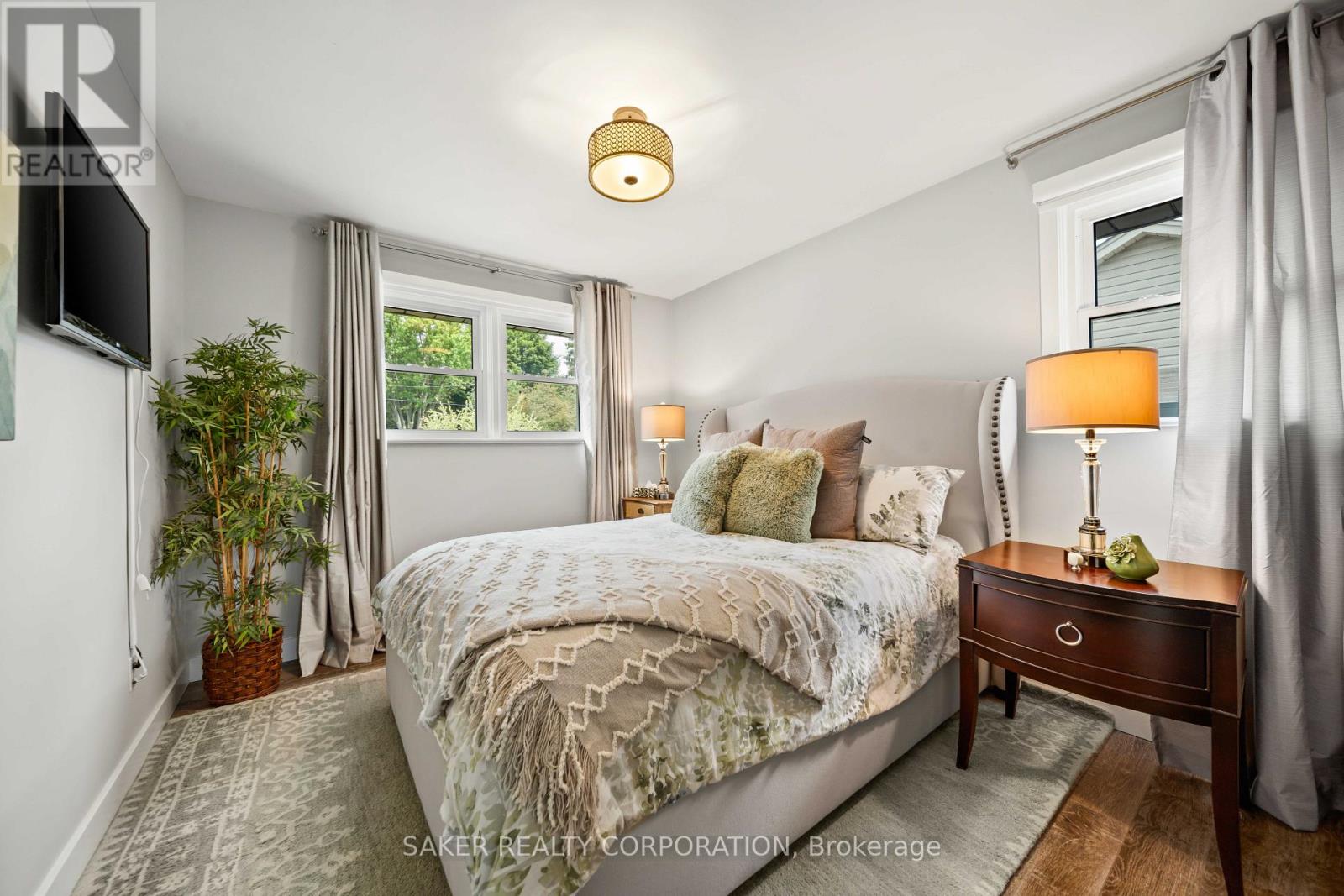 1418 HELENA MONTAGUE AVENUE - 27