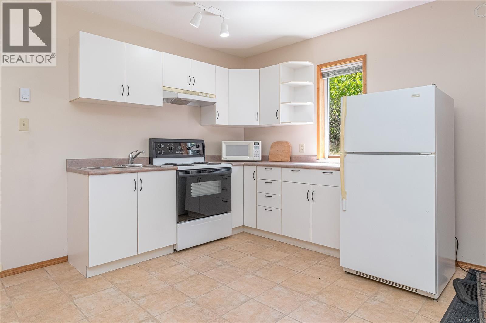 2566 Hastings Rd - 43