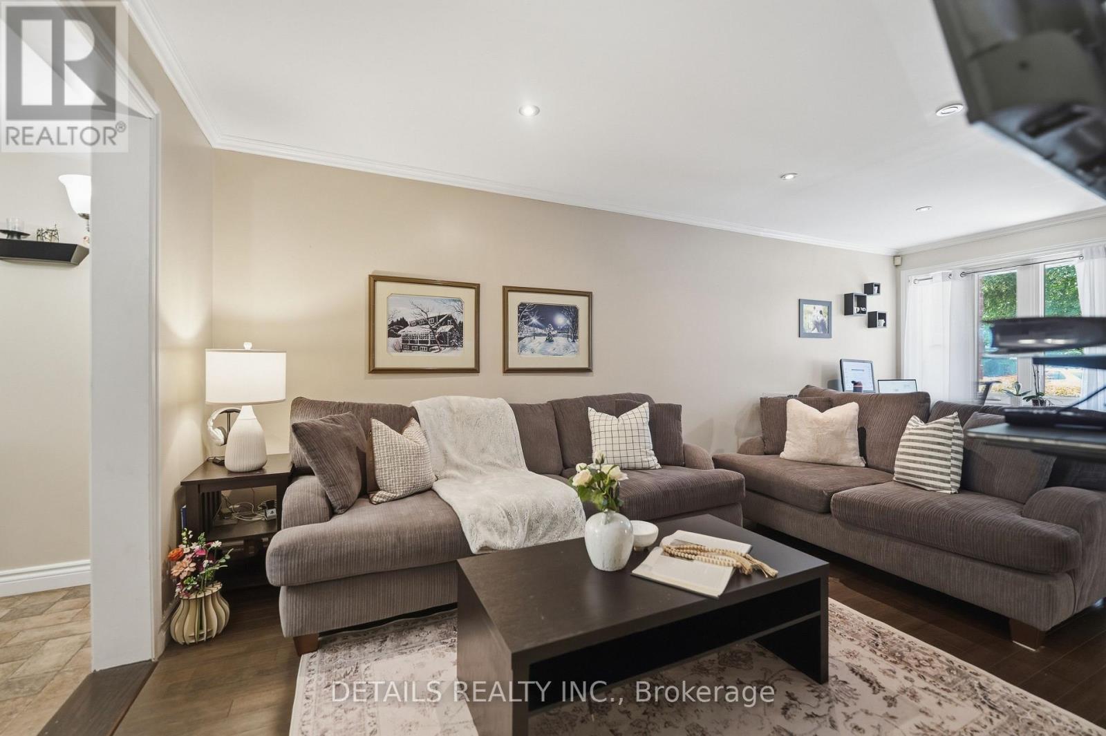 24 SOUTHPORT DRIVE - 11