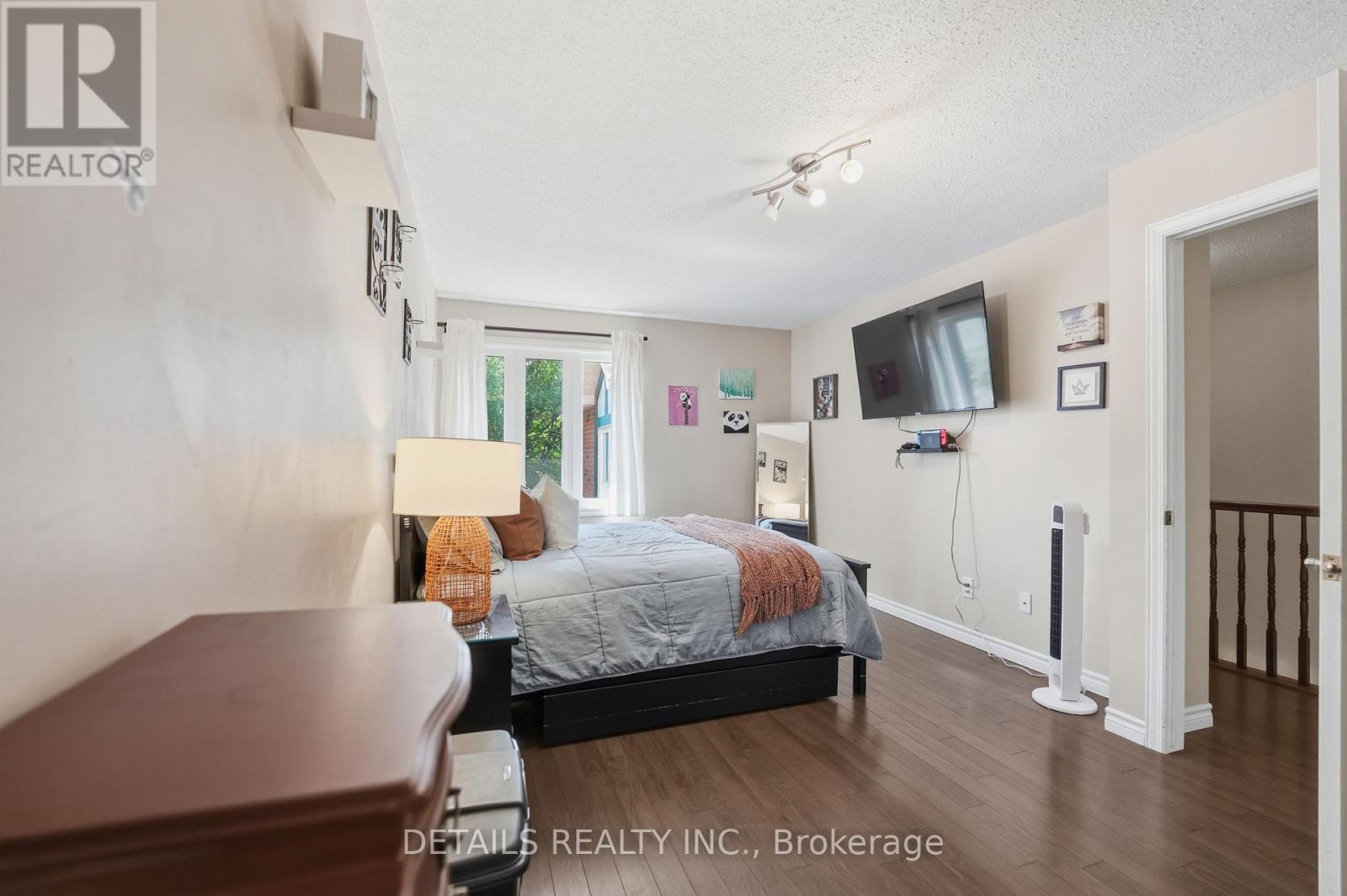 24 SOUTHPORT DRIVE - 24
