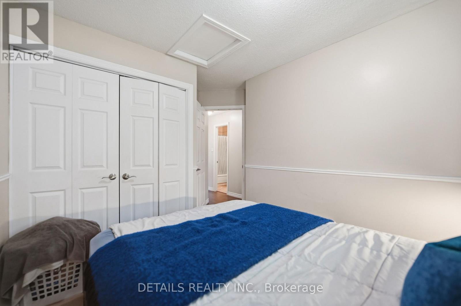 24 SOUTHPORT DRIVE - 35