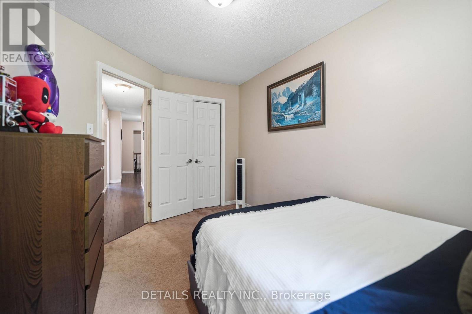 24 SOUTHPORT DRIVE - 37