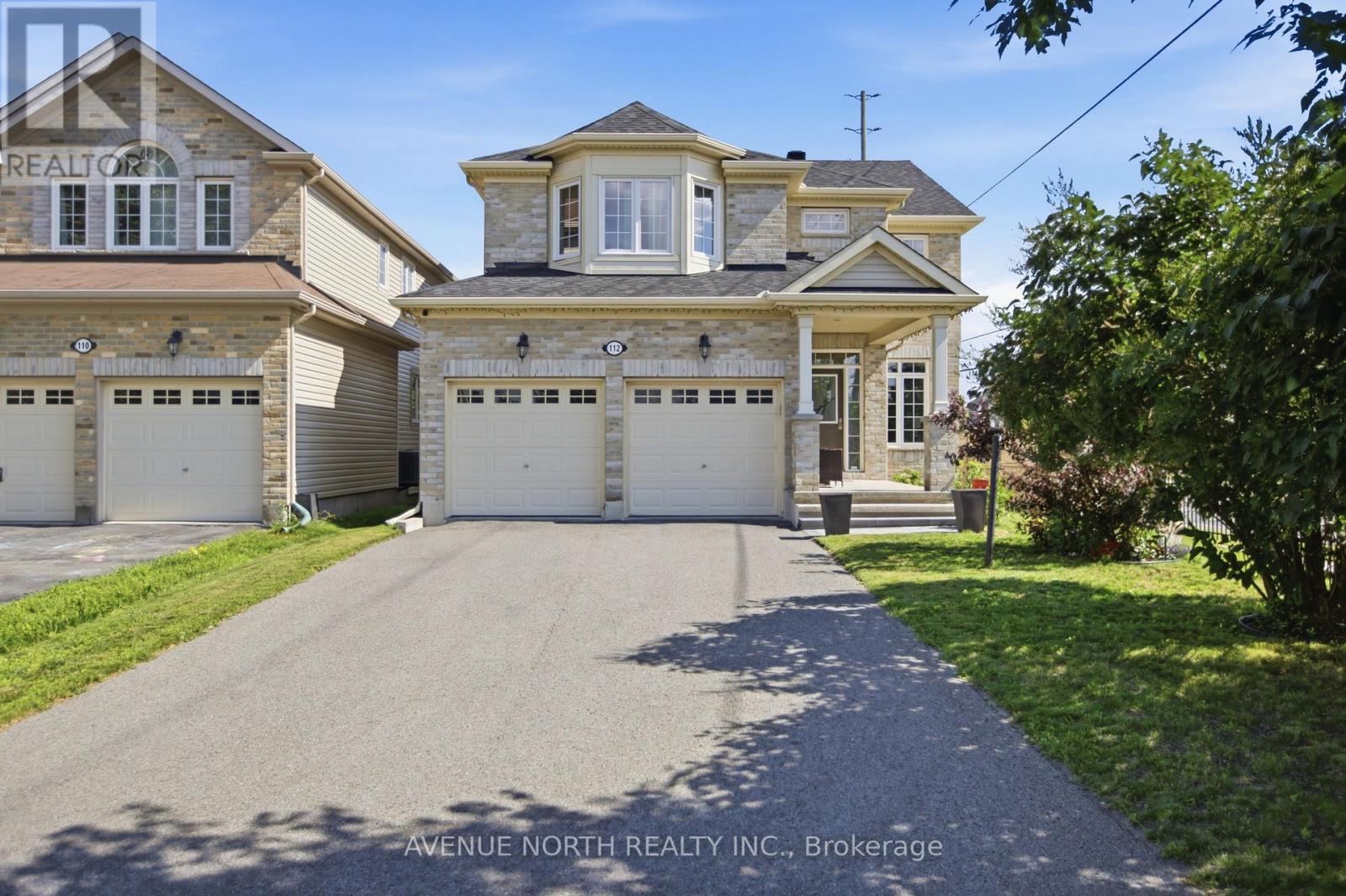 112 SUNITA CRESCENT - 1