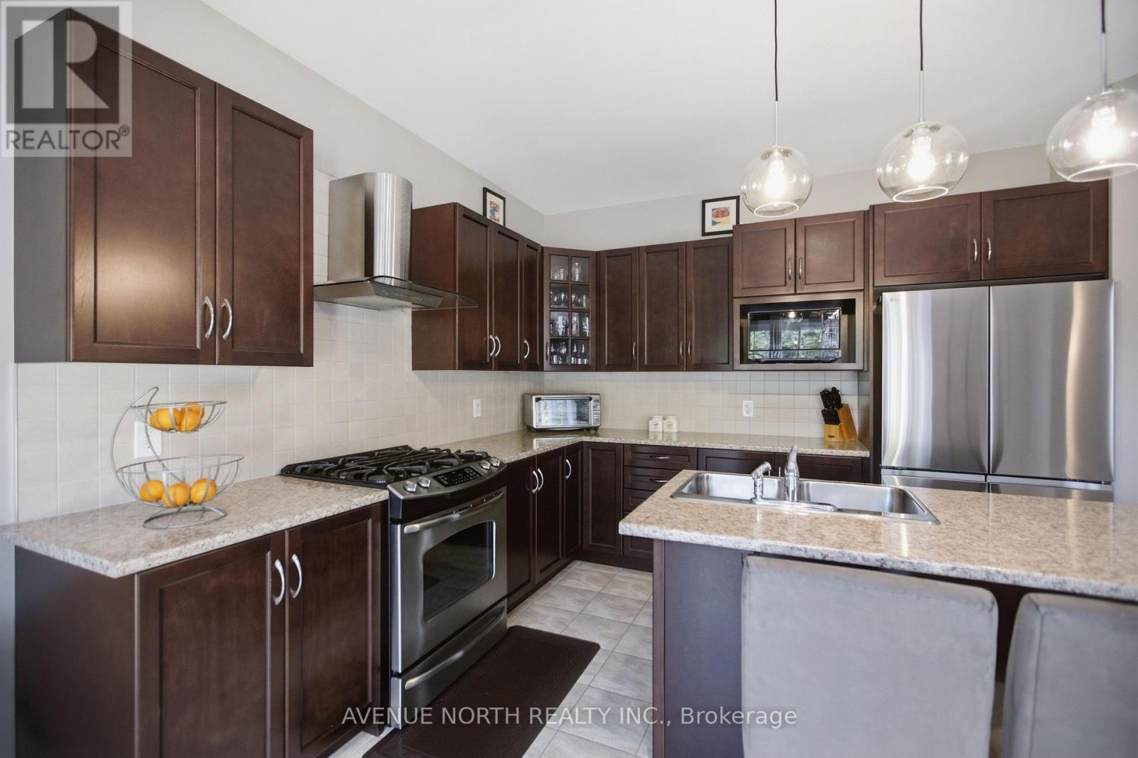112 SUNITA CRESCENT - 16