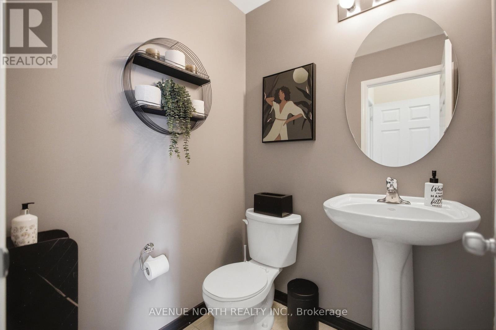 112 SUNITA CRESCENT - 19