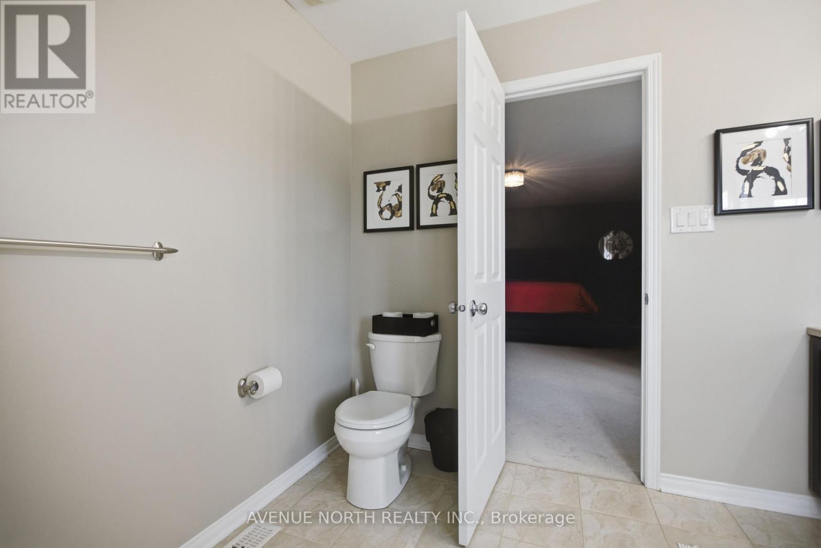 112 SUNITA CRESCENT - 26