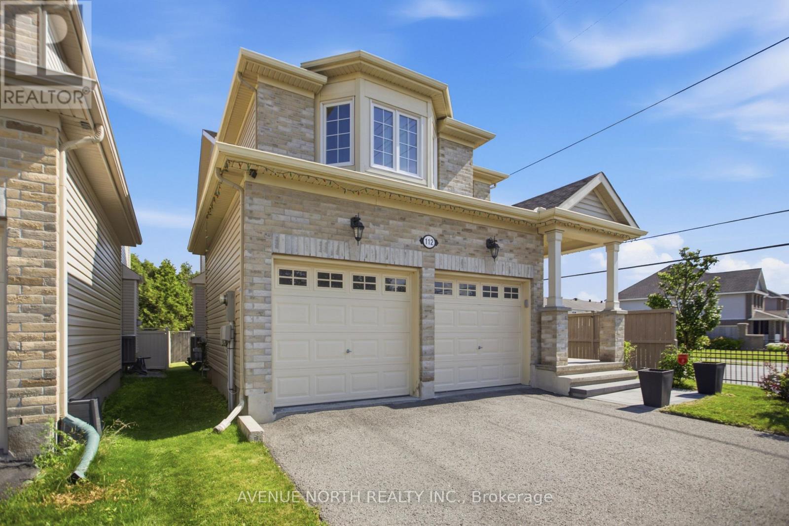 112 SUNITA CRESCENT - 3