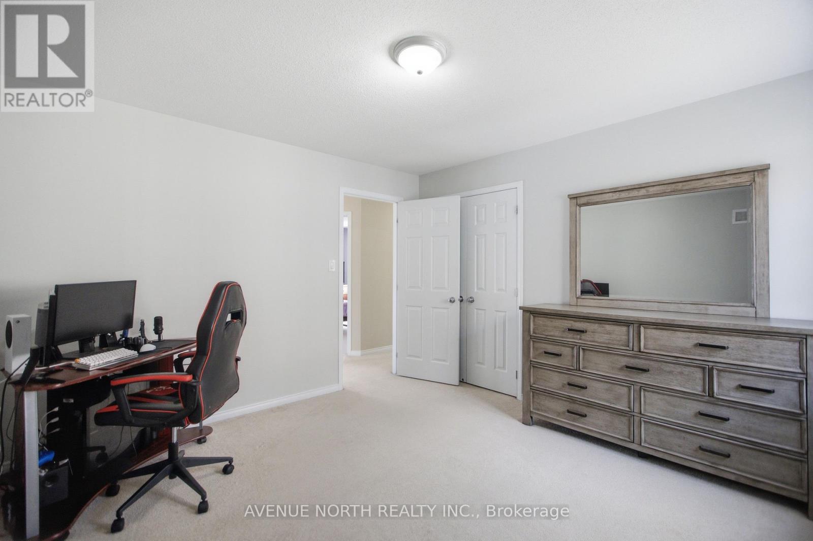 112 SUNITA CRESCENT - 30