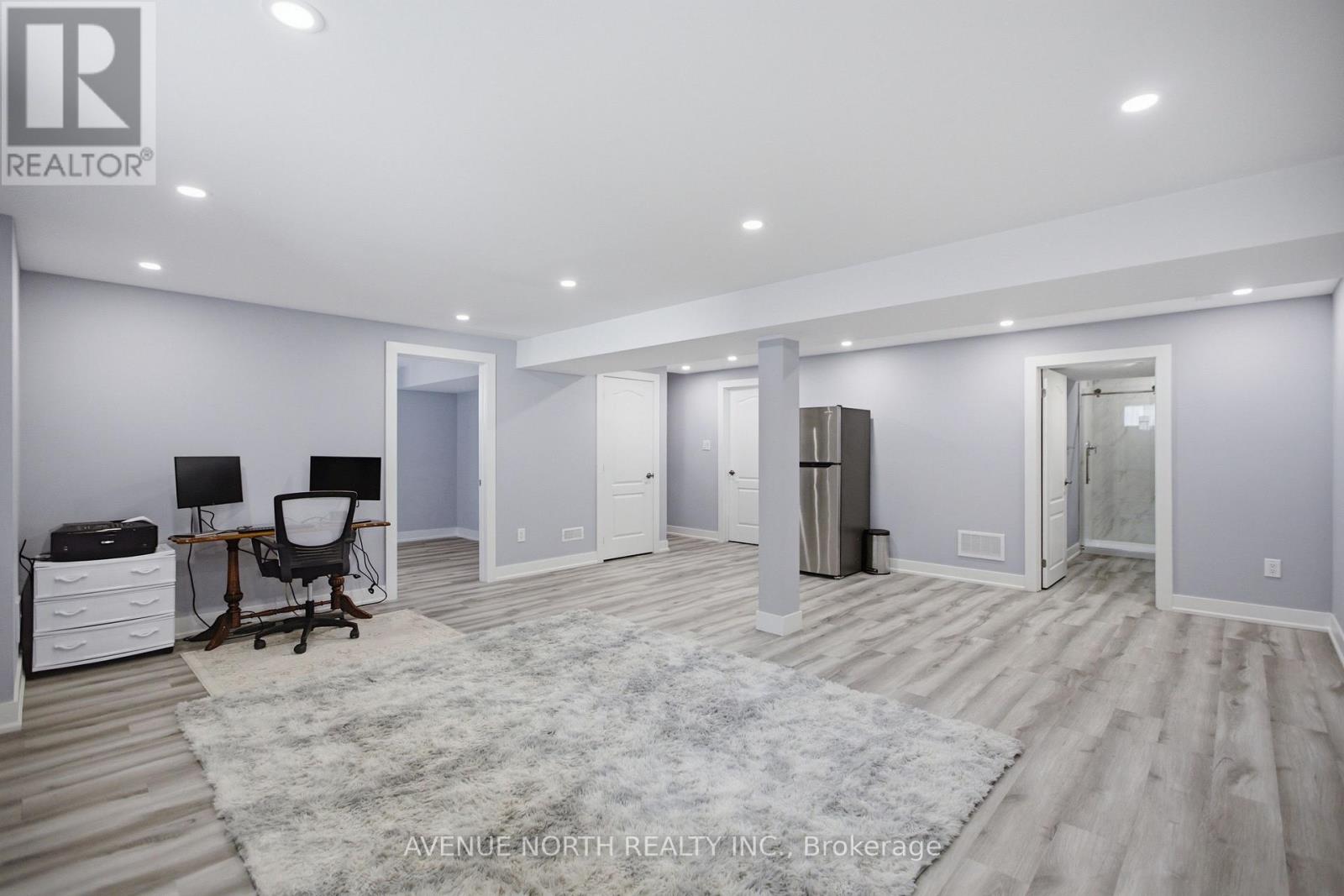 112 SUNITA CRESCENT - 35