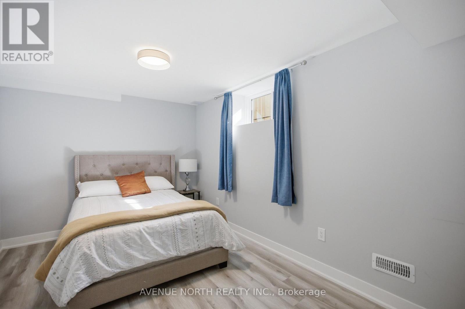 112 SUNITA CRESCENT - 36