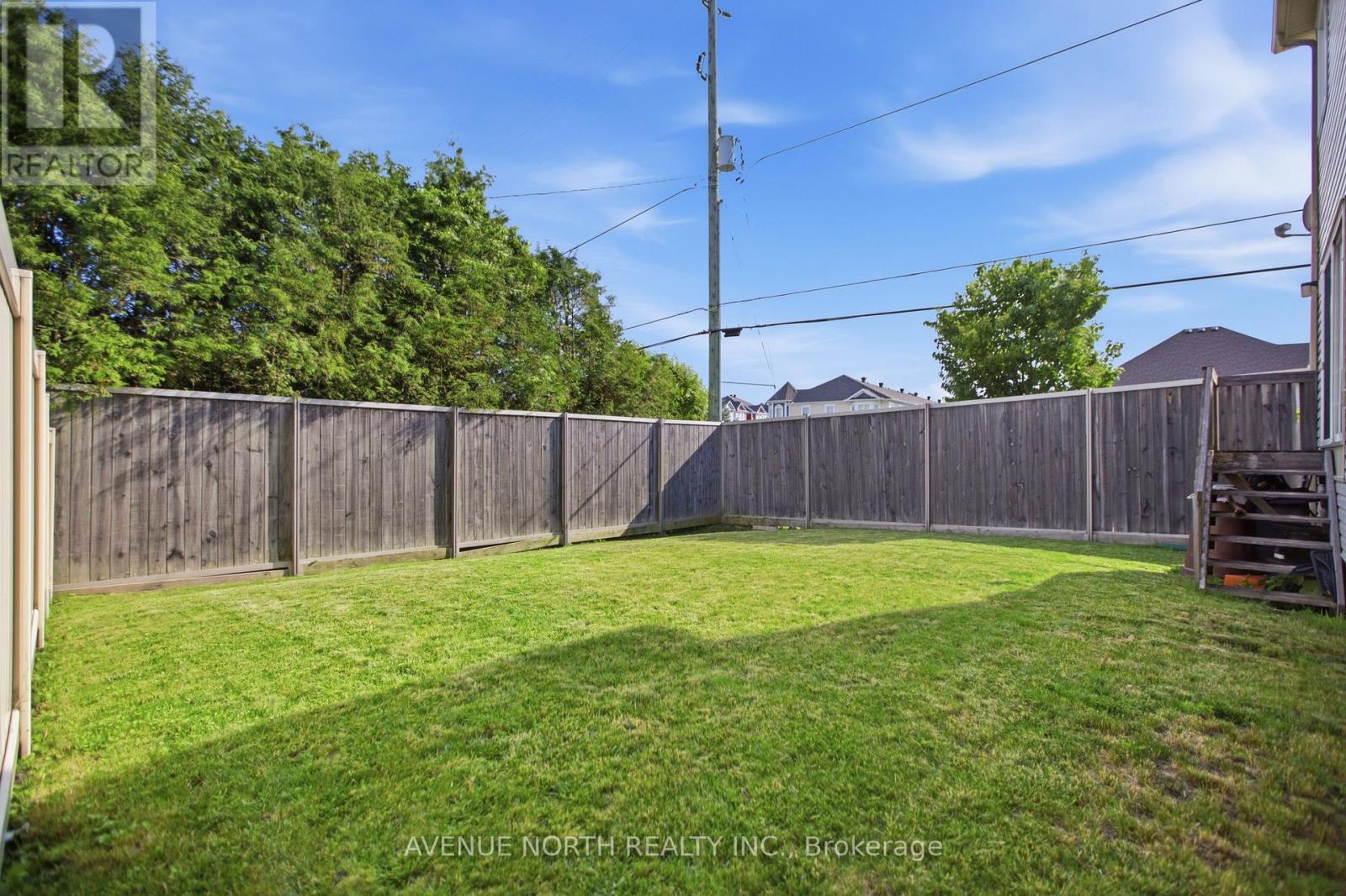 112 SUNITA CRESCENT - 41