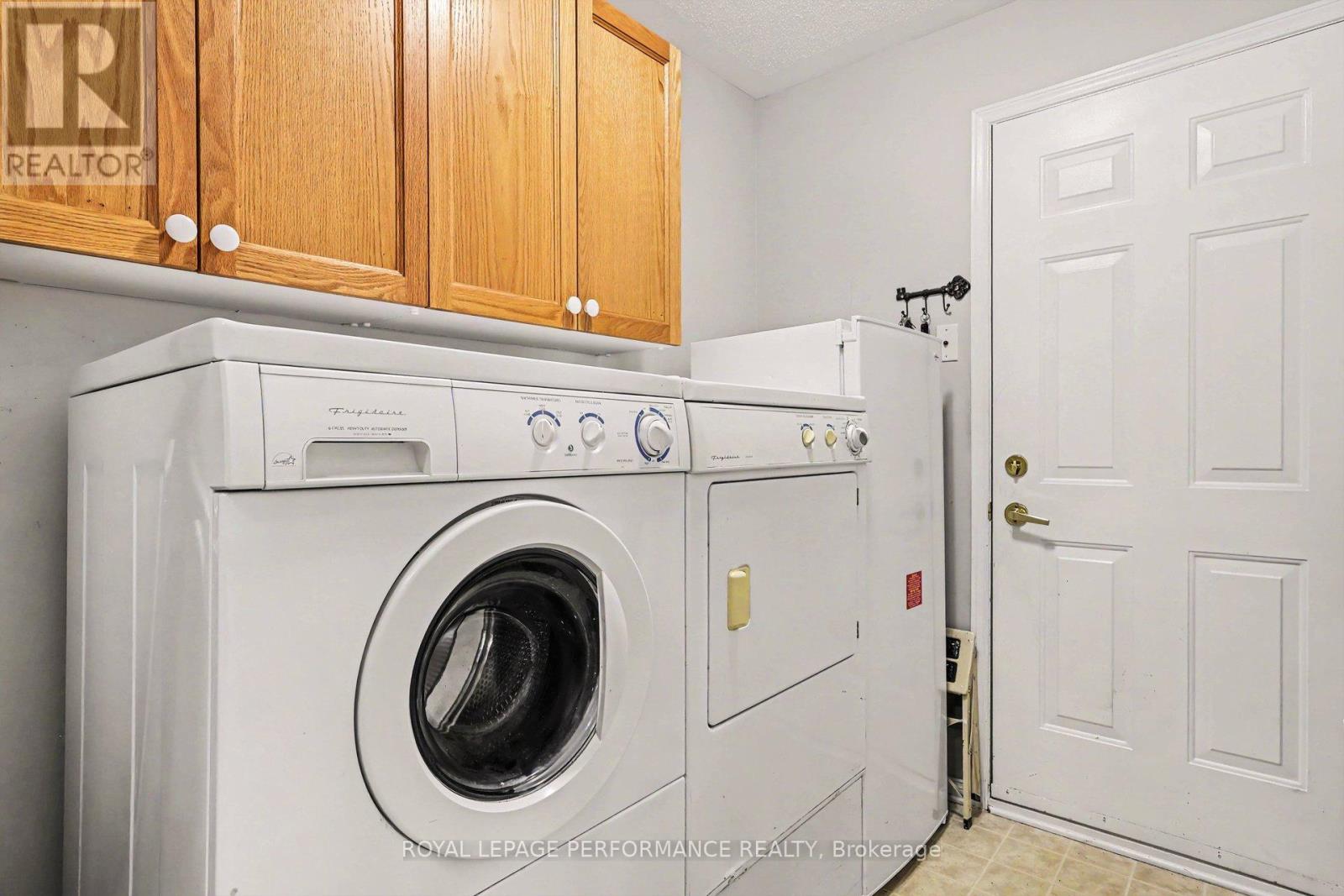 2110 RICARDO STREET - 19