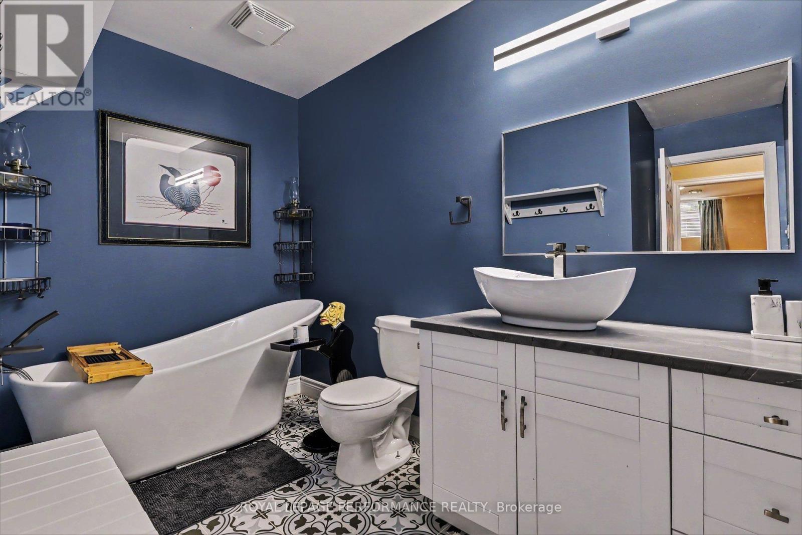 2110 RICARDO STREET - 29