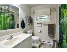 Bedroom - 60 53rd Street S, Wasaga Beach, ON L9Z1W8 Photo 14