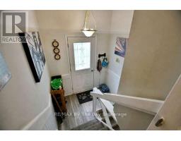 Bedroom - 60 53rd Street S, Wasaga Beach, ON L9Z1W8 Photo 17