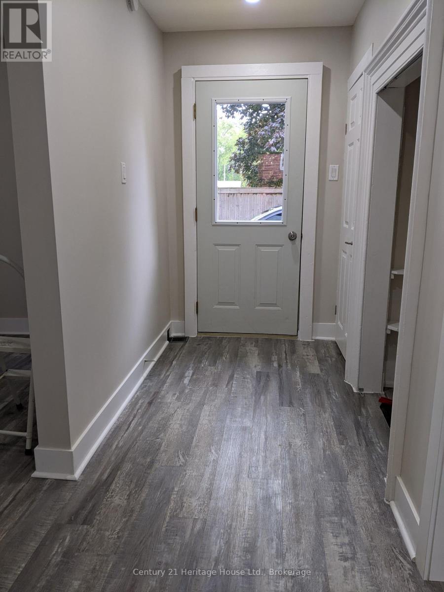 50 GODERICH STREET E - 4